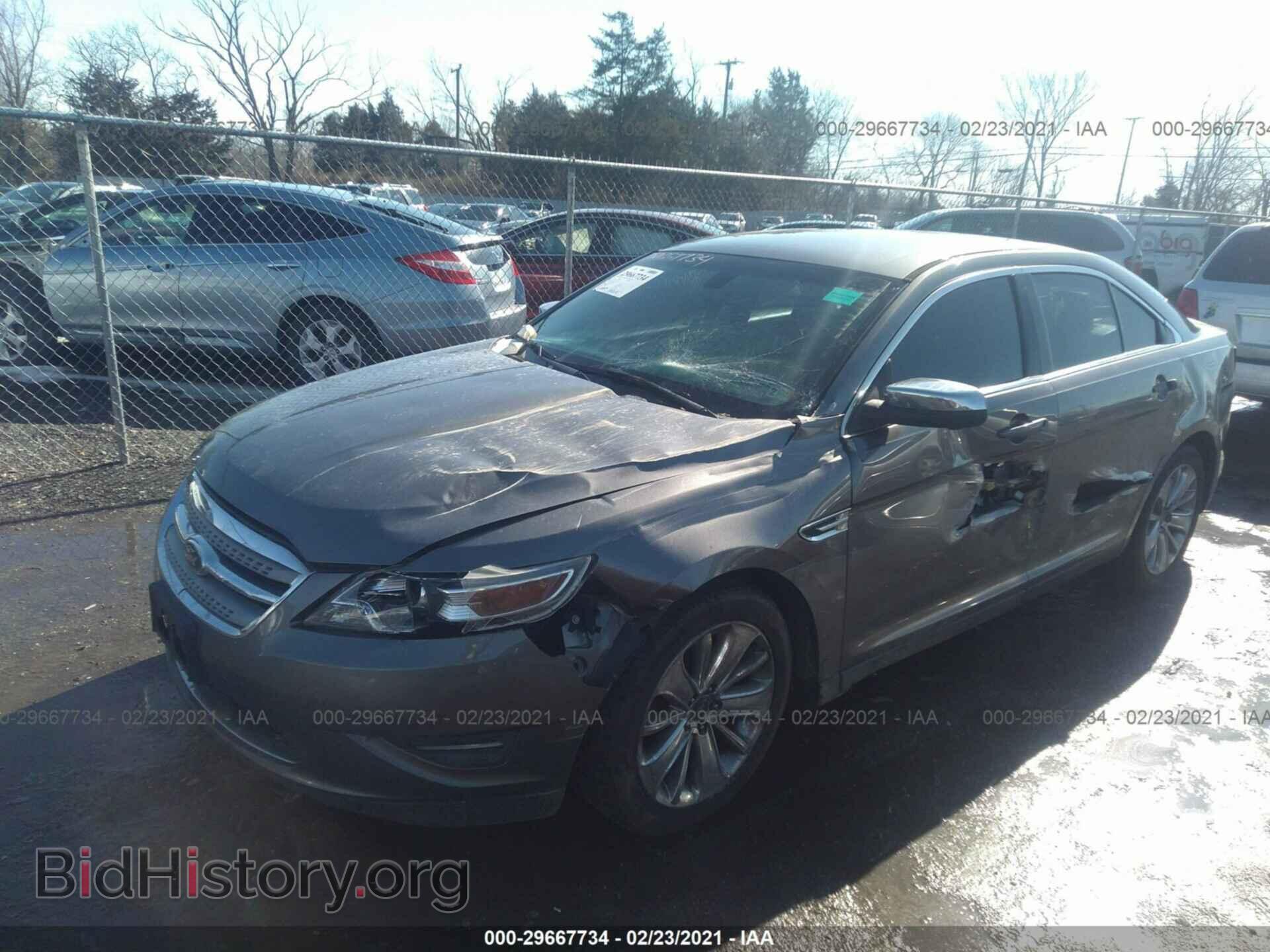 2011 FORD TAURUS - VIN: 1FAHP2FW2BG181964 - Фото 2