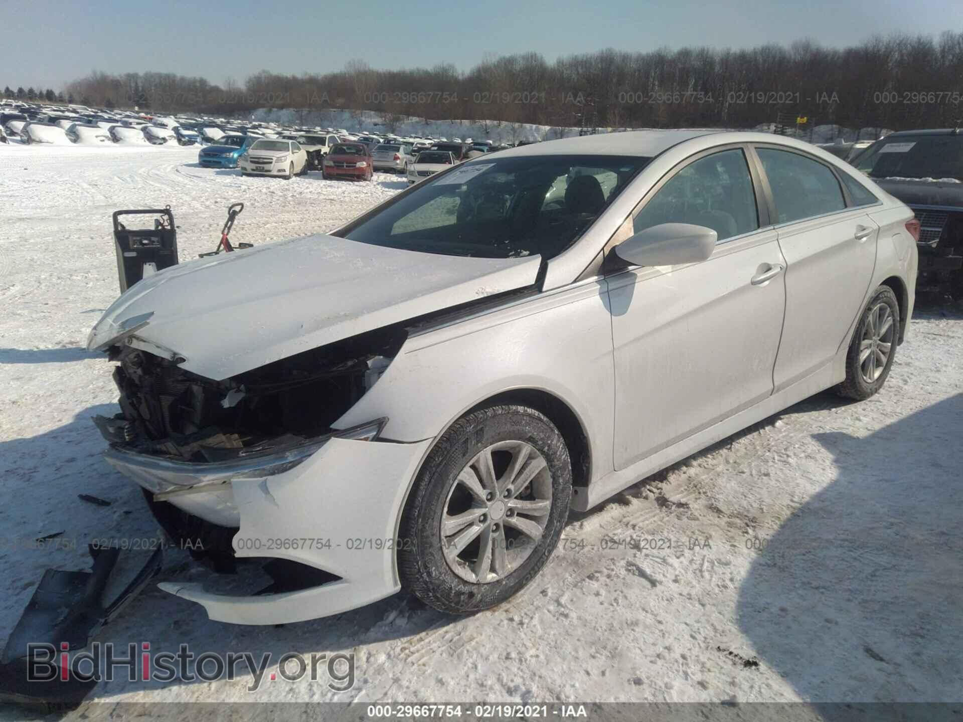 2014 HYUNDAI SONATA - VIN: 5NPEB4AC7EH903921 - Фото 2
