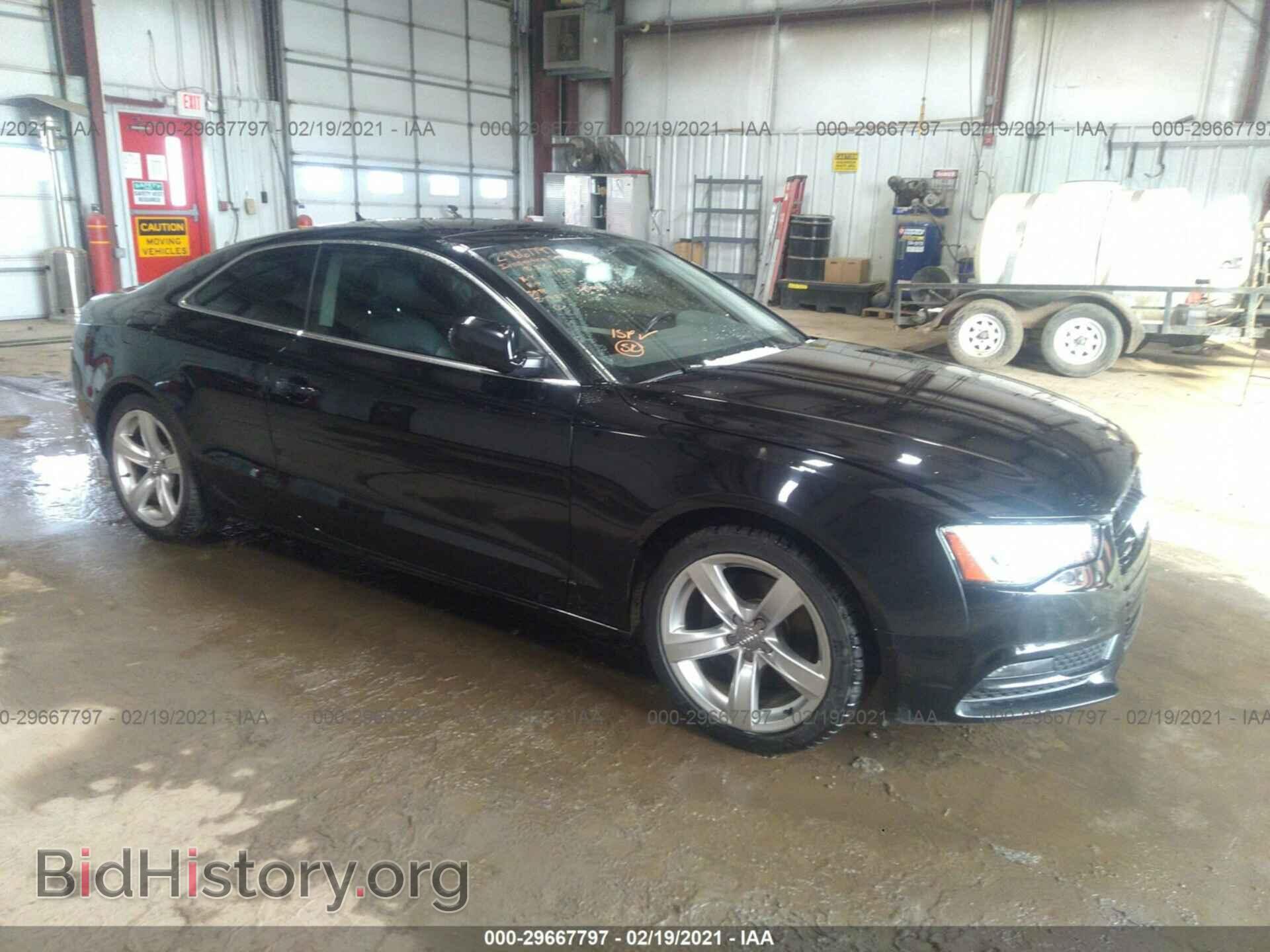 Photo WAUCFAFR4EA061616 - AUDI A5 2014