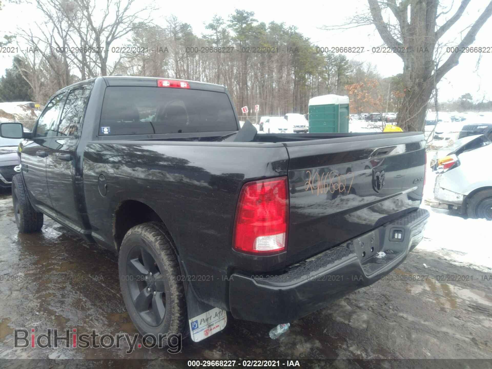 2019 RAM 1500 CLASSIC - VIN: 1C6RR7FG7KS547887 - Фото 3