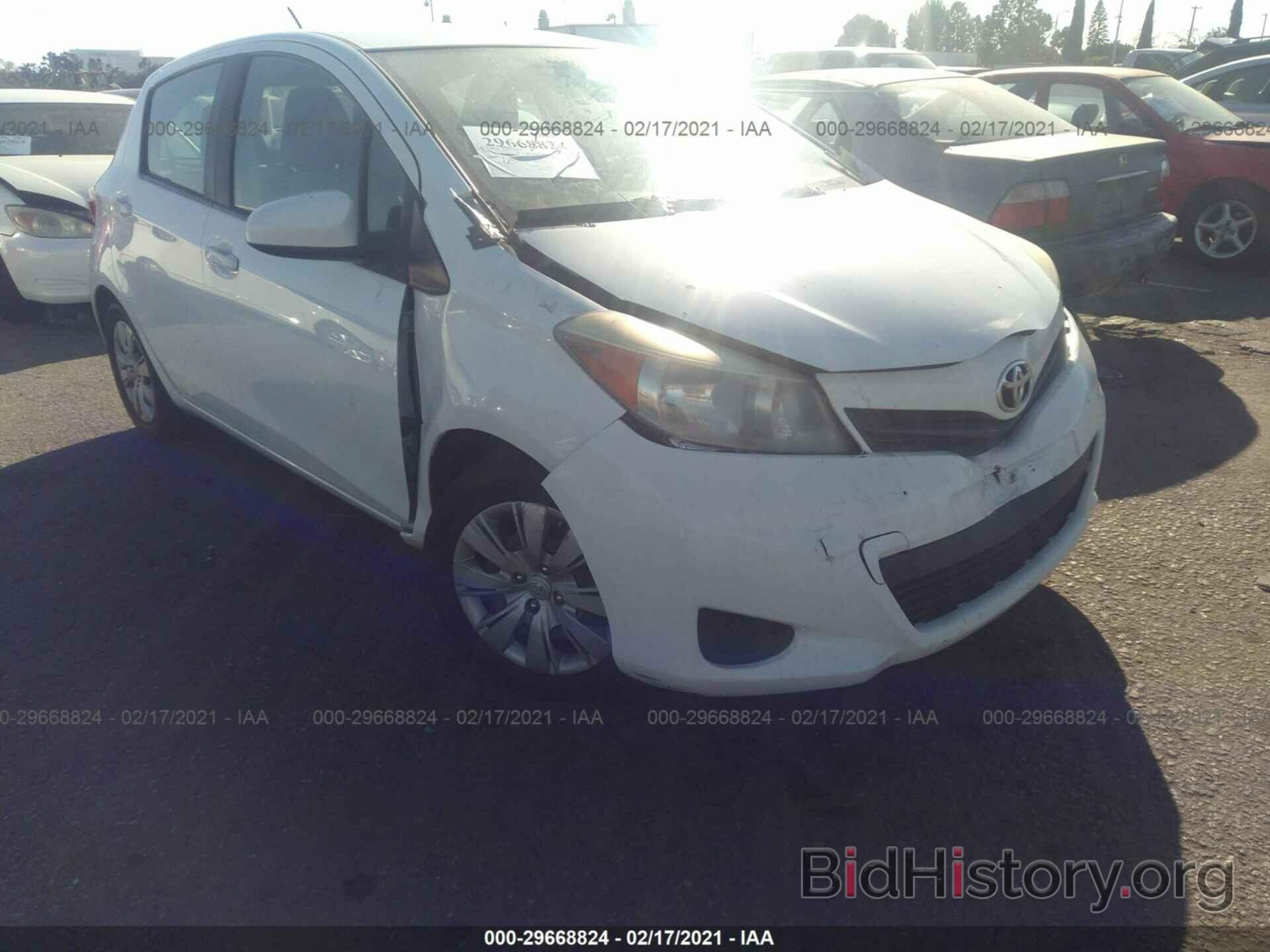 Photo JTDKTUD3XDD552891 - TOYOTA YARIS 2013