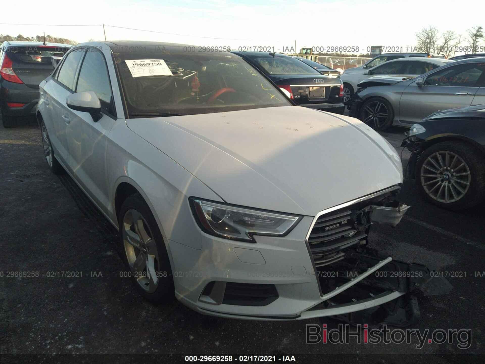 Photo WAUB8GFF0H1016675 - AUDI A3 SEDAN 2017