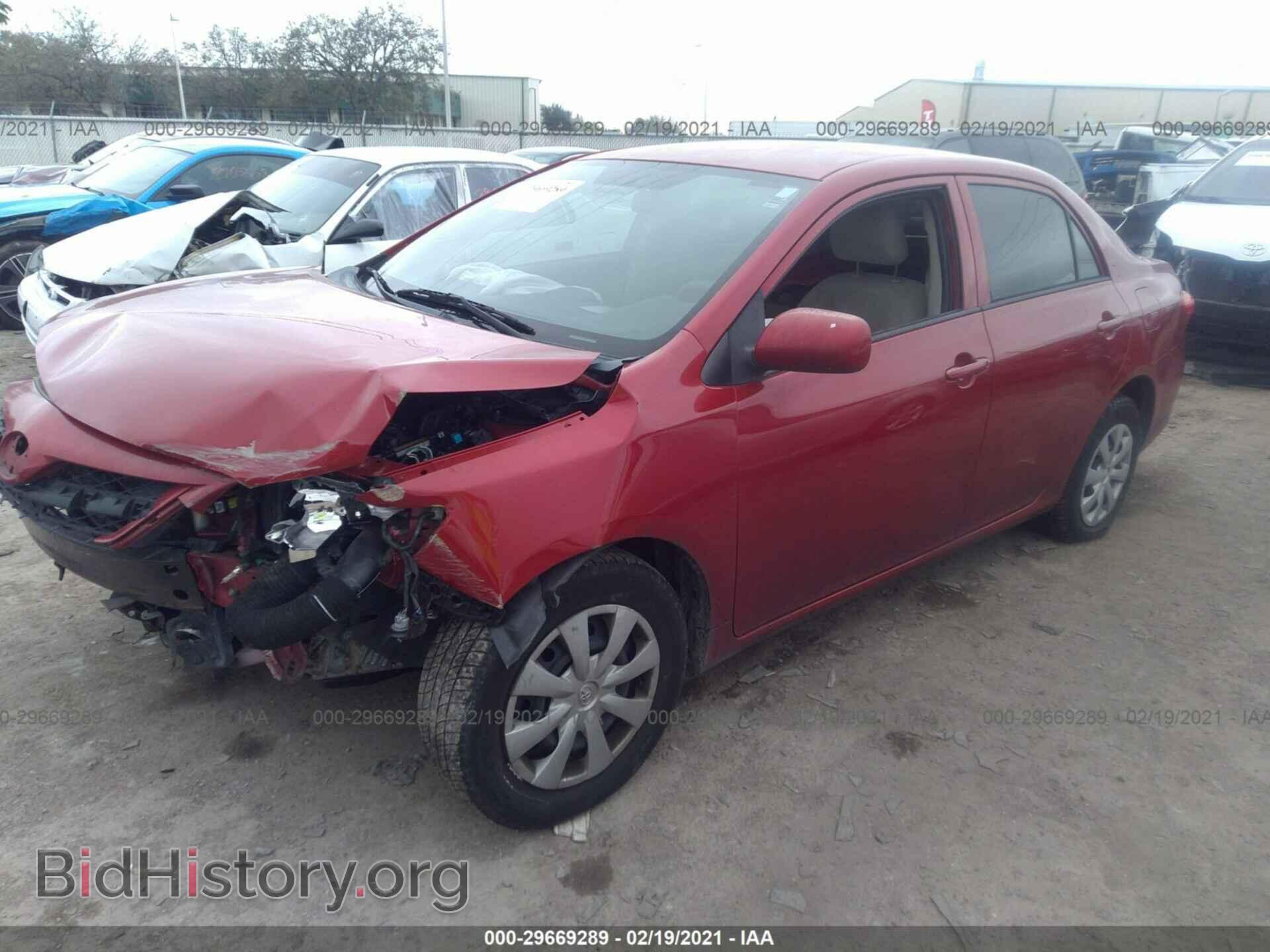 2013 TOYOTA COROLLA - VIN: 2T1BU4EE8DC100805 - Фото 2