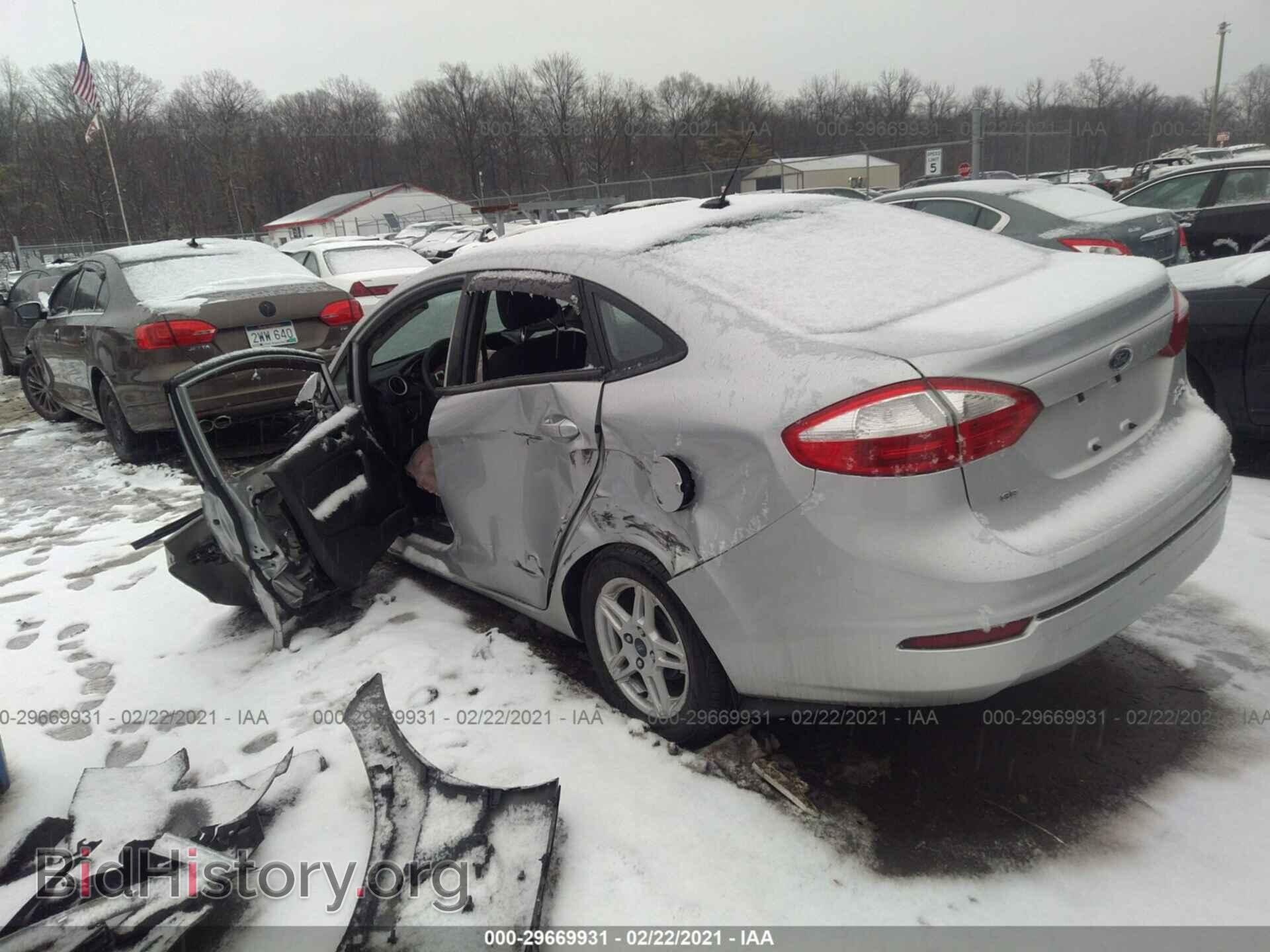 2017 FORD FIESTA - VIN: 3FADP4BJ1HM105039 - Фото 3