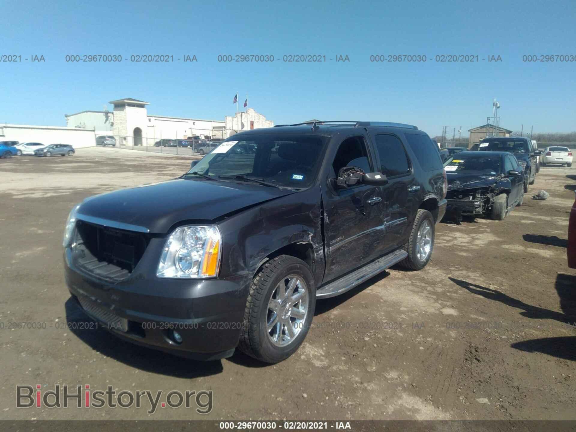 2010 GMC YUKON - VIN: 1GKUCEEF0AR170010 - Фото 2