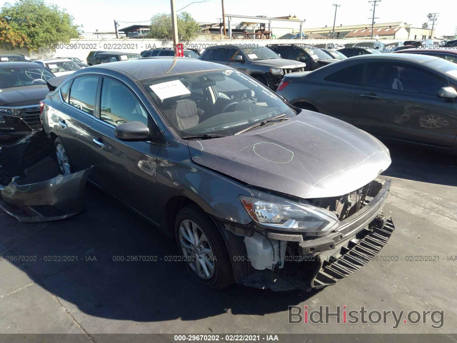 Photo 3N1AB7AP5JL627562 - NISSAN SENTRA 2018