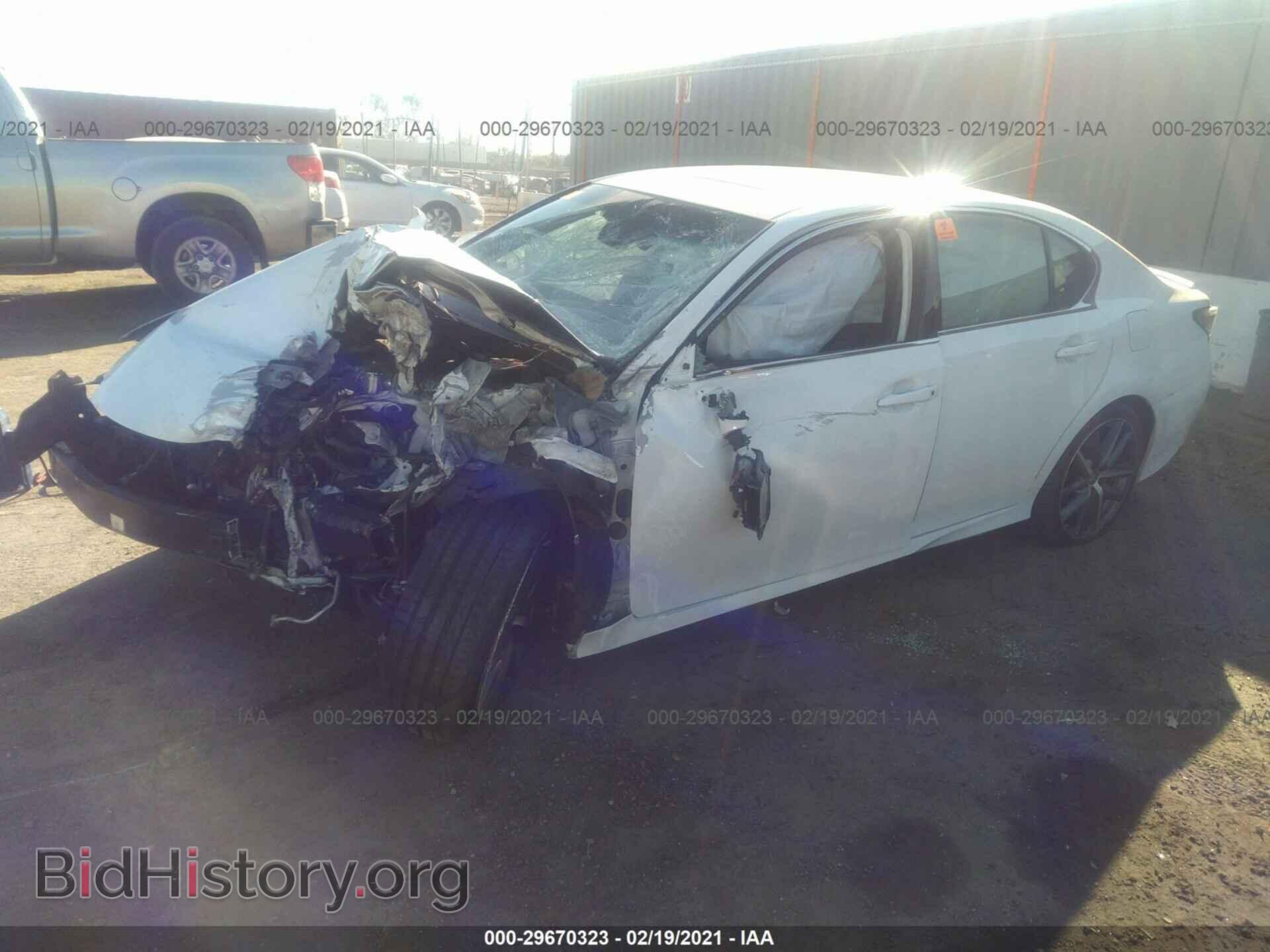2018 LEXUS GS - VIN: JTHBZ1BL2JA016819 - Фото 2