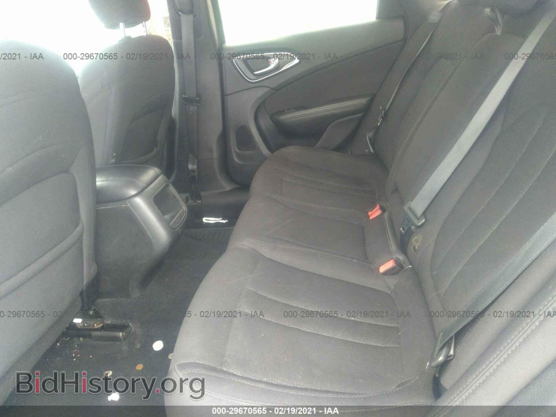 2015 CHRYSLER 200 - VIN: 1C3CCCAB4FN595490 - Фото 8