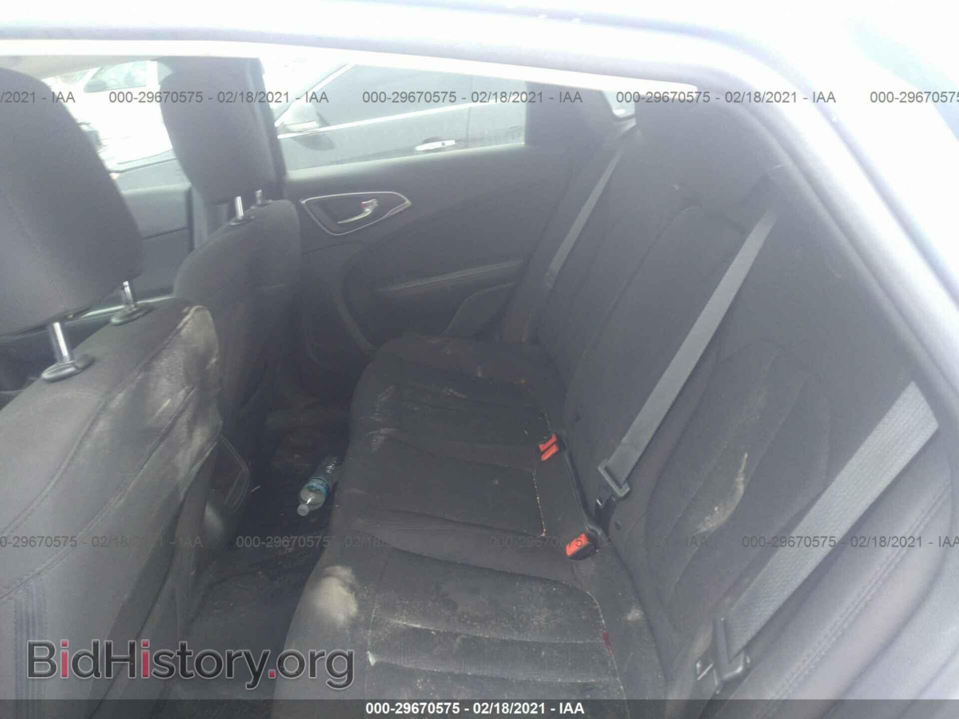 2015 CHRYSLER 200 - VIN: 1C3CCCAB5FN578035 - Фото 8