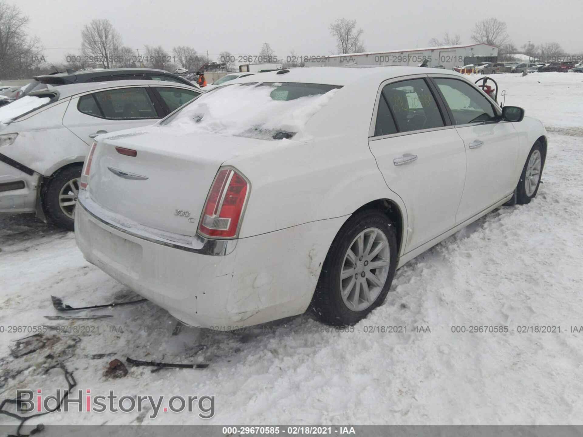 2012 CHRYSLER 300 - VIN: 2C3CCAET9CH263086 - Фото 4