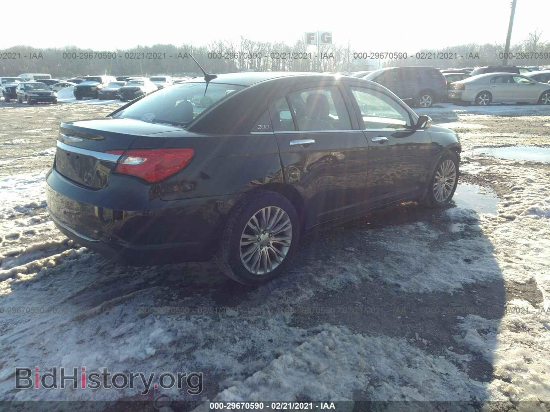 2012 CHRYSLER 200 - VIN: 1C3CCBCG6CN306320 - Фото 4