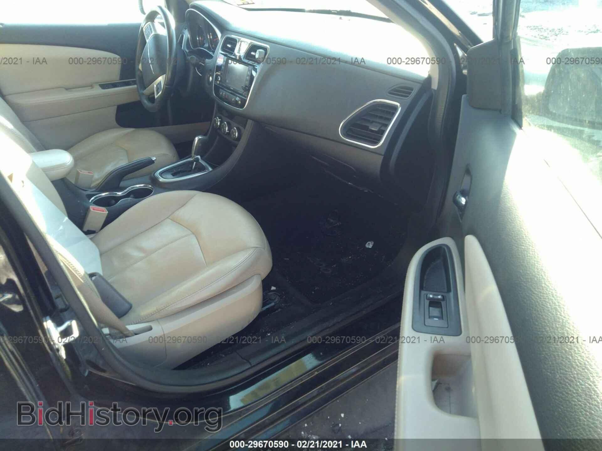 2012 CHRYSLER 200 - VIN: 1C3CCBCG6CN306320 - Фото 5
