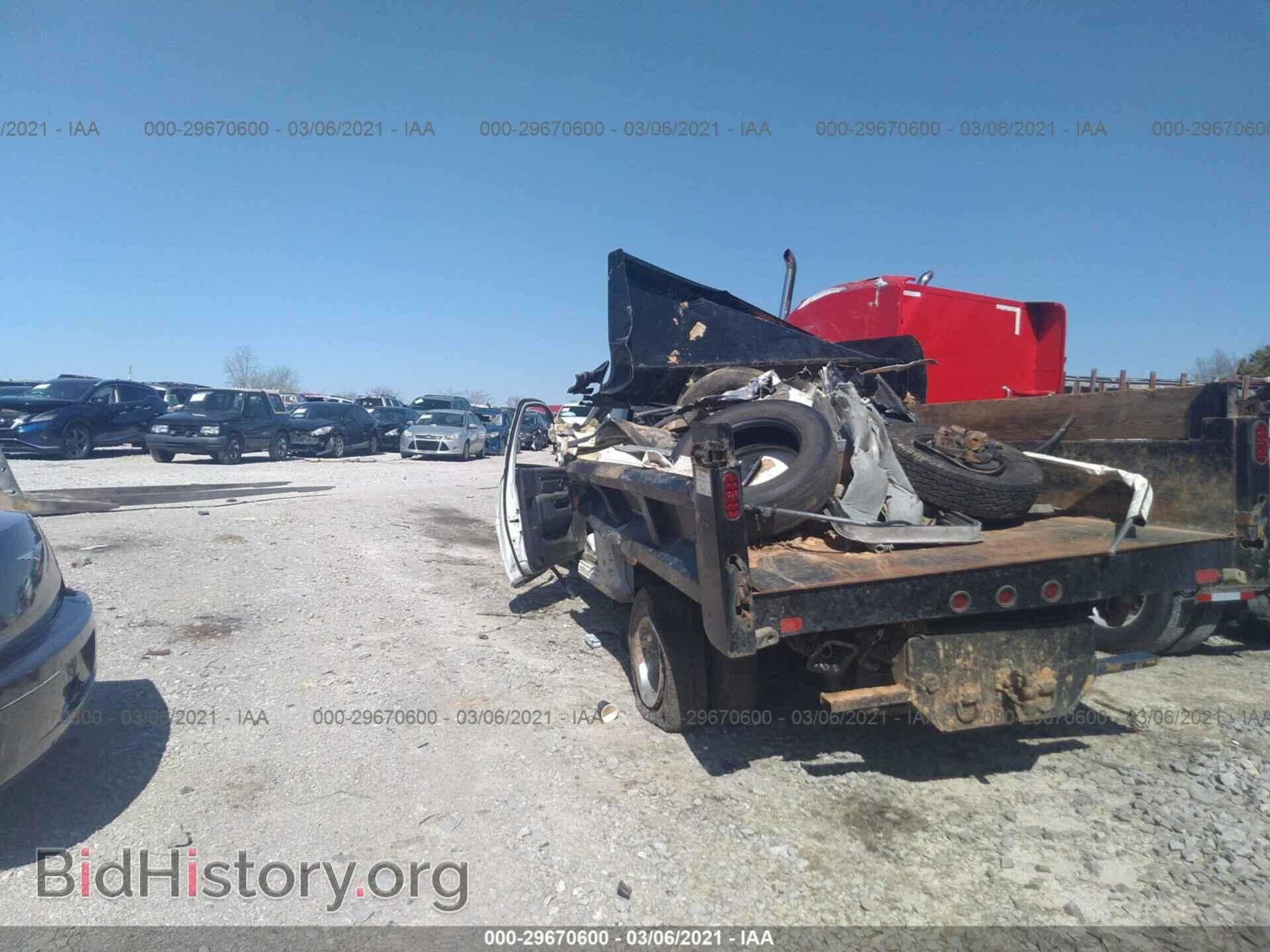 2018 RAM 3500 CHASSIS CAB - VIN: 3C7WRTAJ4JG346481 - Фото 3