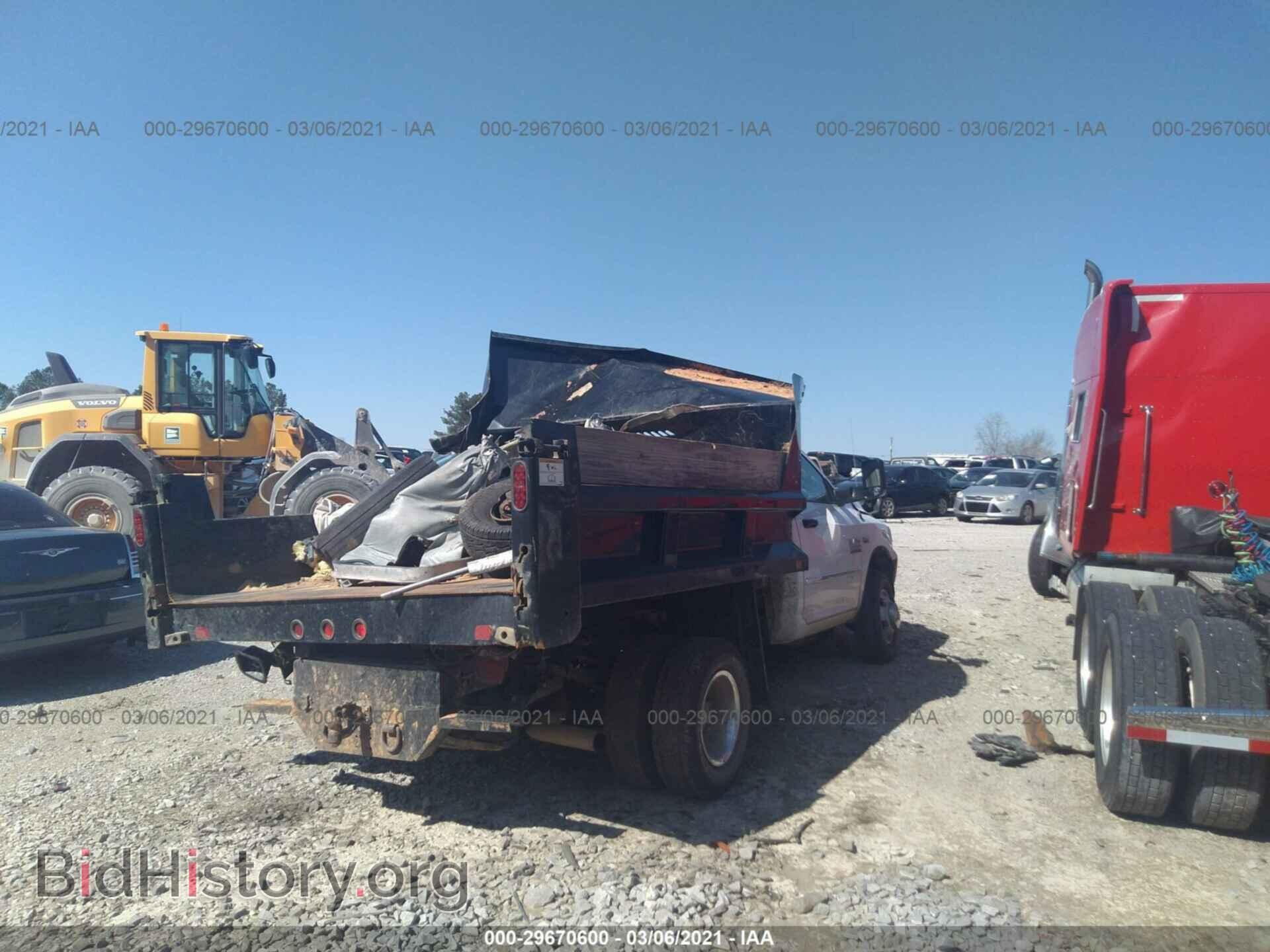 2018 RAM 3500 CHASSIS CAB - VIN: 3C7WRTAJ4JG346481 - Фото 4