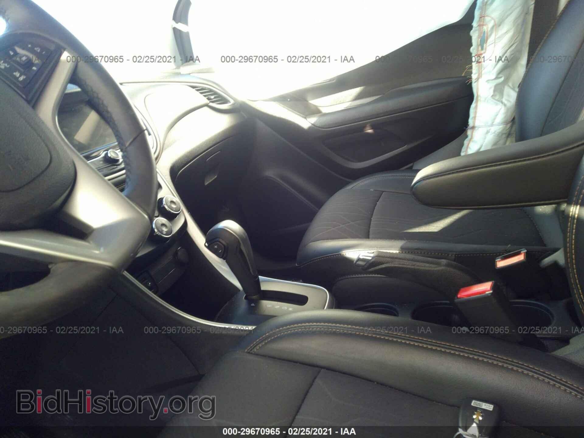 2019 CHEVROLET TRAX - VIN: 3GNCJPSB8KL244767 - Photo 5