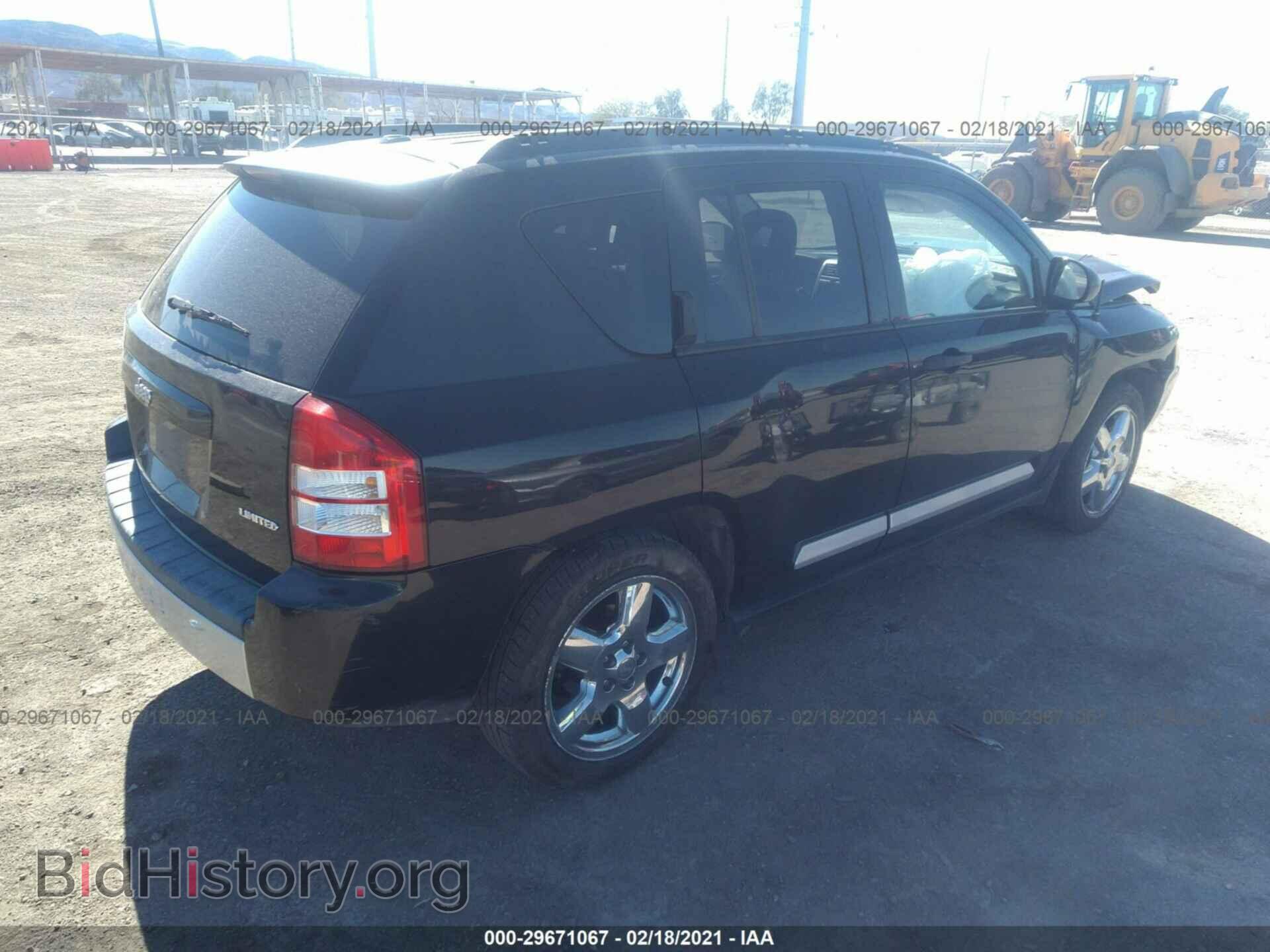 2008 JEEP COMPASS - VIN: 1J8FF57W98D785017 - Фото 4