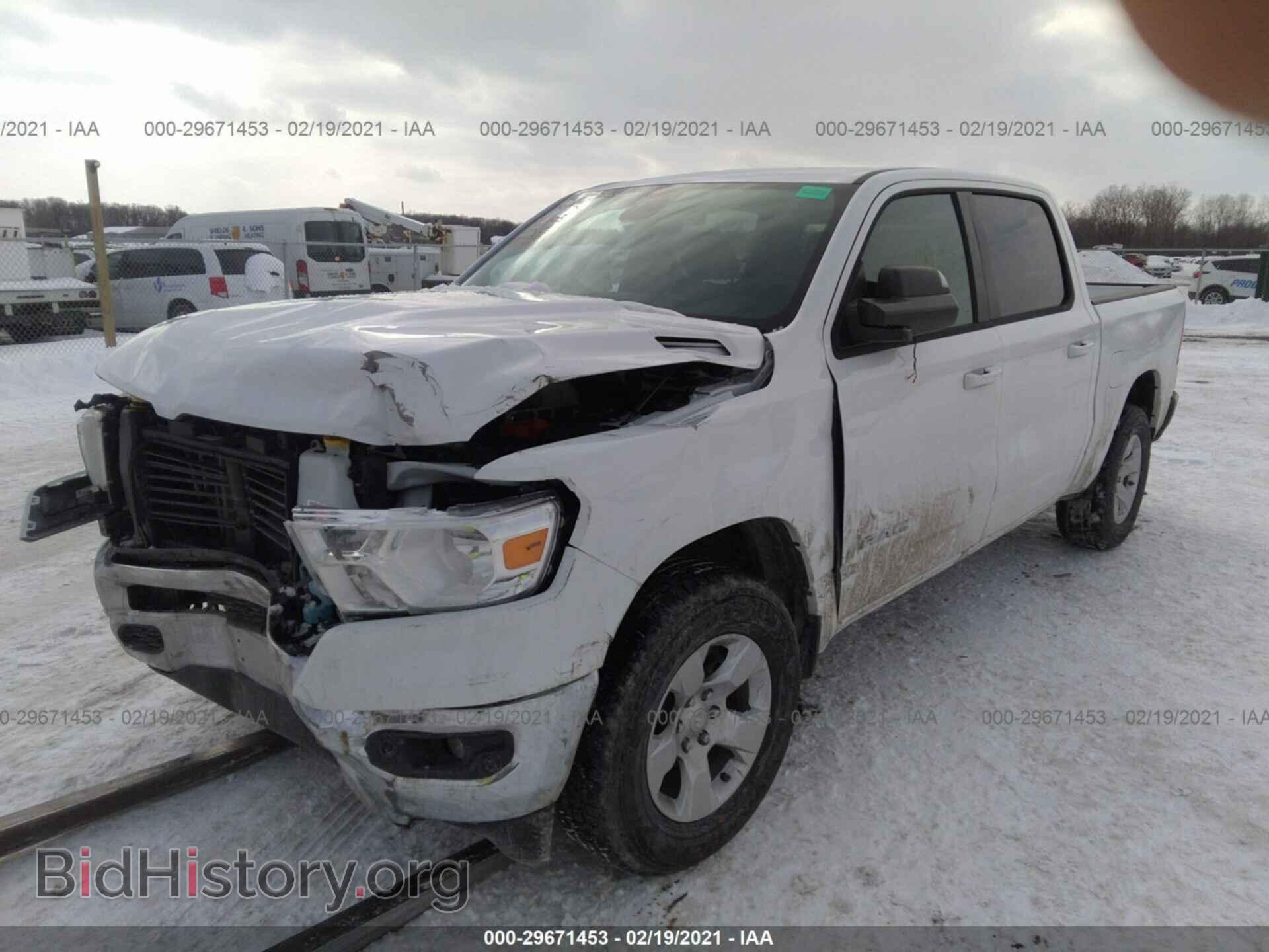 2021 RAM 1500 - VIN: 1C6SRFFT8MN551585 - Photo 2