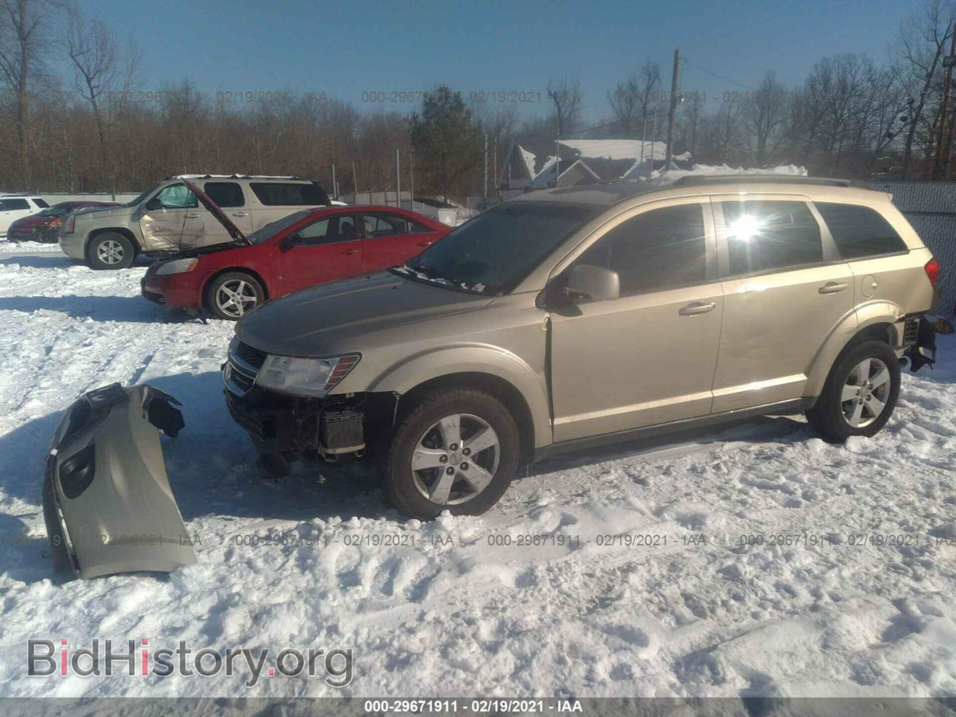 2011 DODGE JOURNEY - VIN: 3D4PH1FG1BT557025 - Фото 2