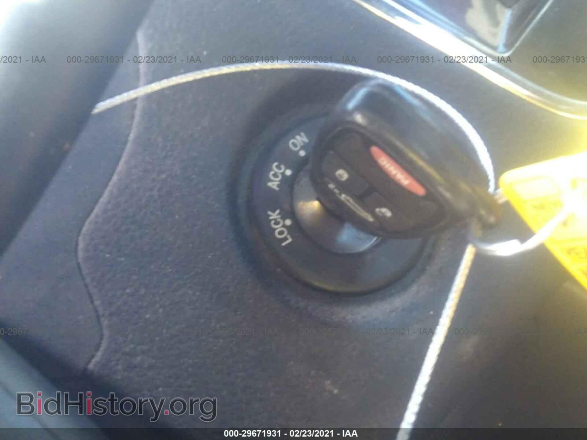 2013 CHRYSLER 200 - VIN: 1C3CCBBG1DN743984 - Фото 11