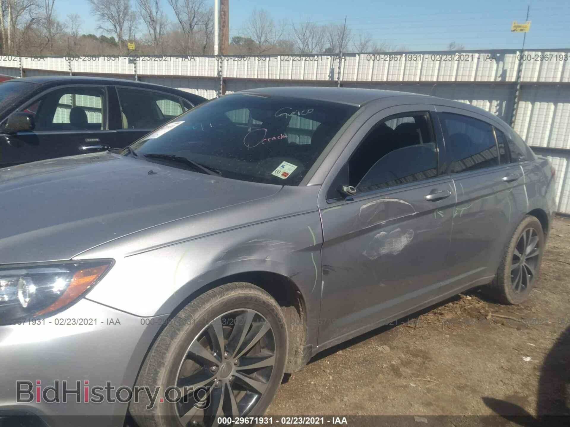 2013 CHRYSLER 200 - VIN: 1C3CCBBG1DN743984 - Фото 6
