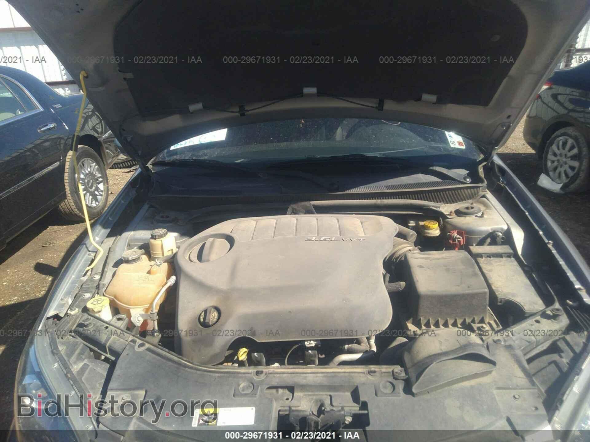 2013 CHRYSLER 200 - VIN: 1C3CCBBG1DN743984 - Фото 10