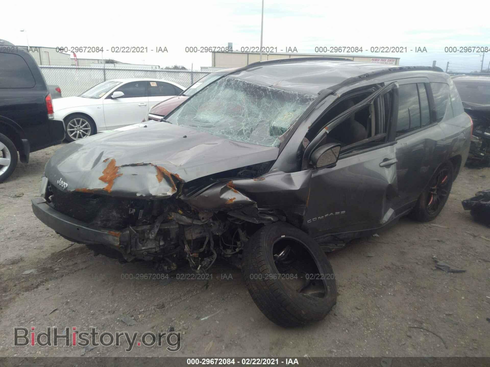 2011 JEEP COMPASS - VIN: 1J4NT1FA4BD213459 - Photo 2