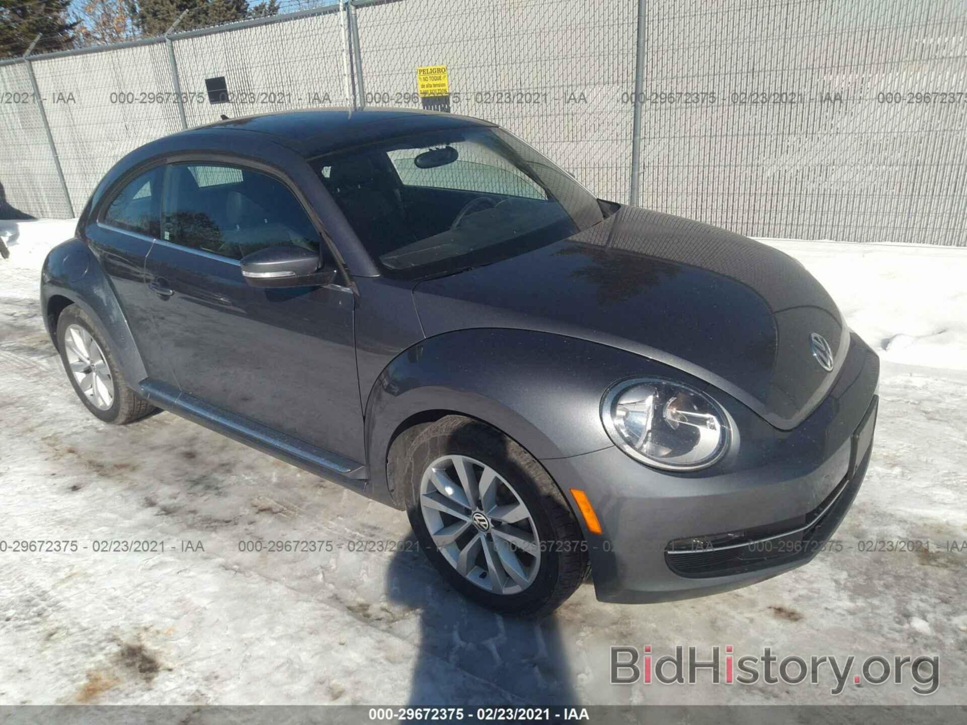 Photo 3VWJL7AT5DM623479 - VOLKSWAGEN BEETLE 2013