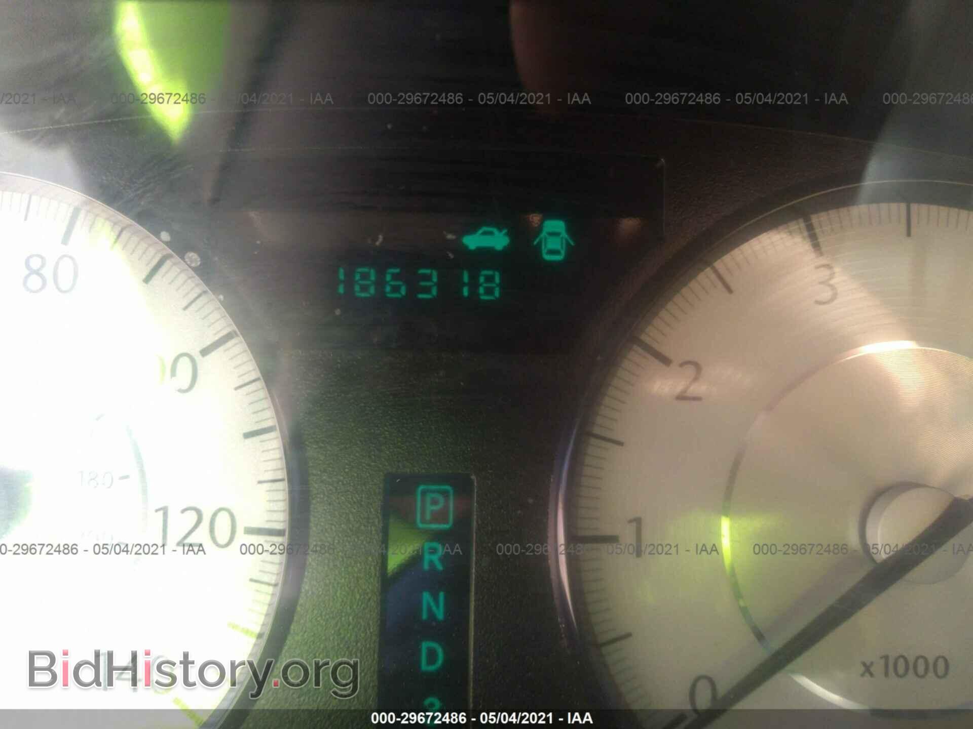 2010 CHRYSLER 300 - VIN: 2C3CA5CV1AH272976 - Фото 7