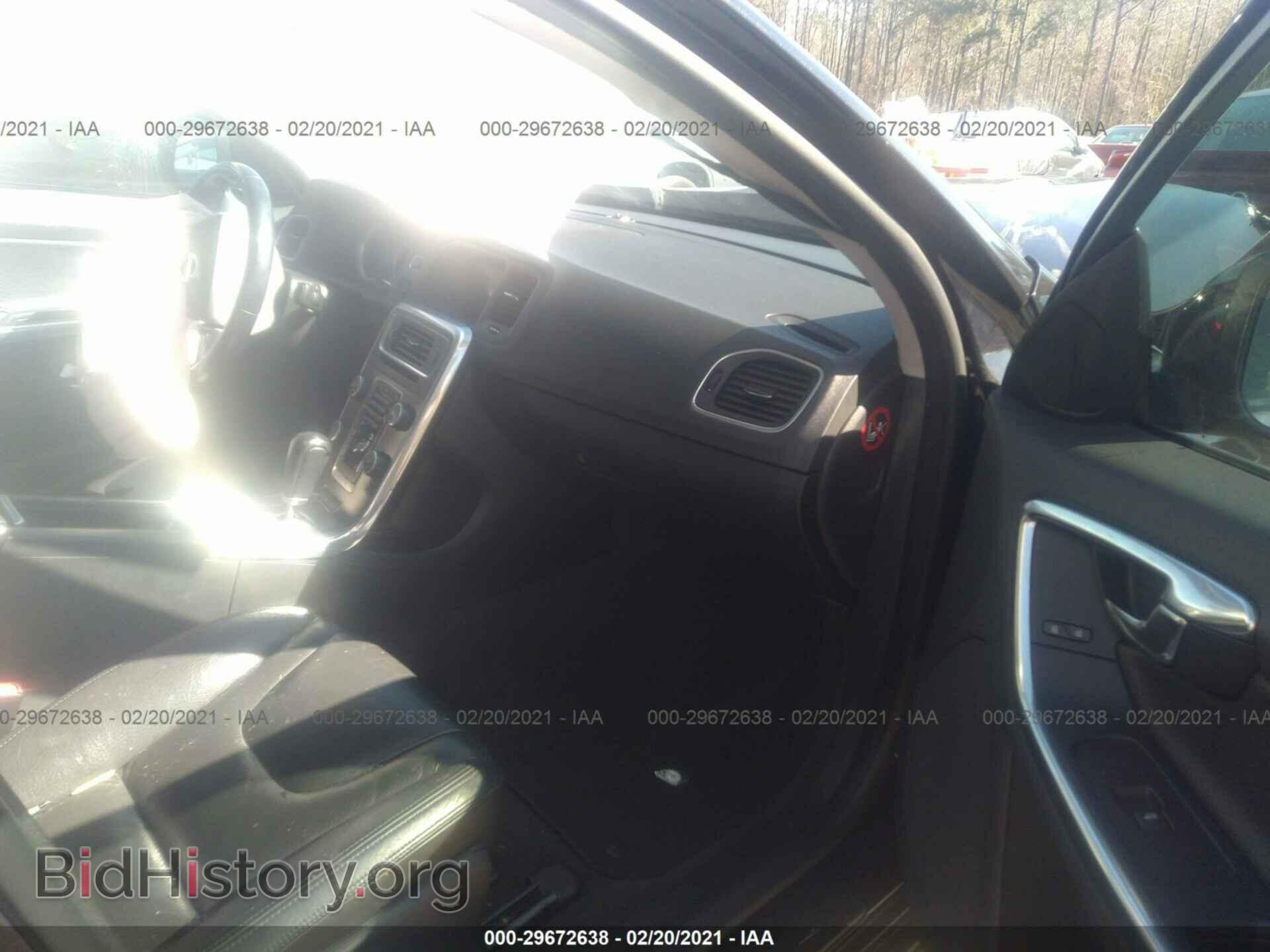 2011 VOLVO S60 - VIN: YV1902FH2B2014001 - Фото 5