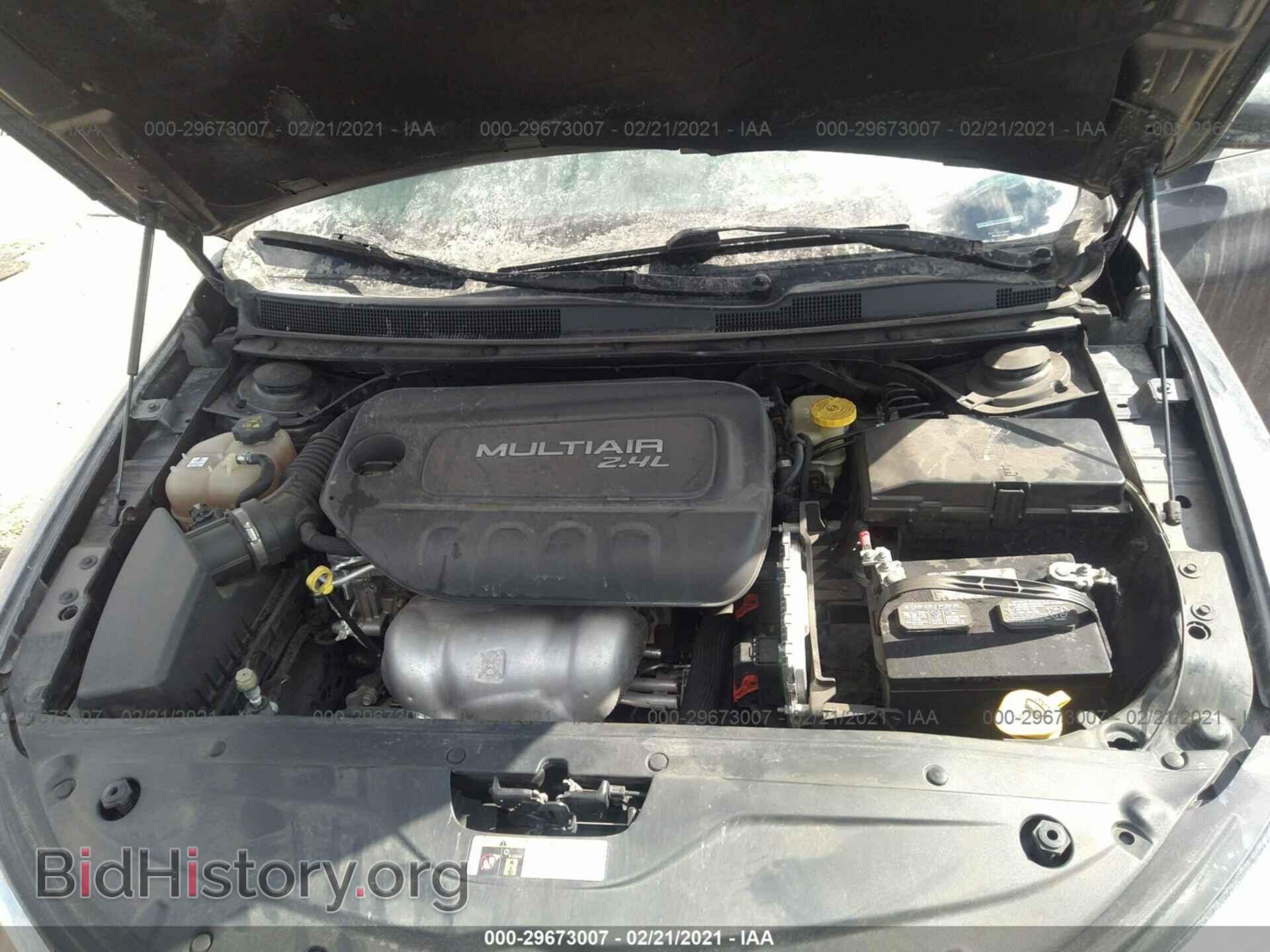 2016 CHRYSLER 200 - VIN: 1C3CCCAB8GN156522 - Фото 10