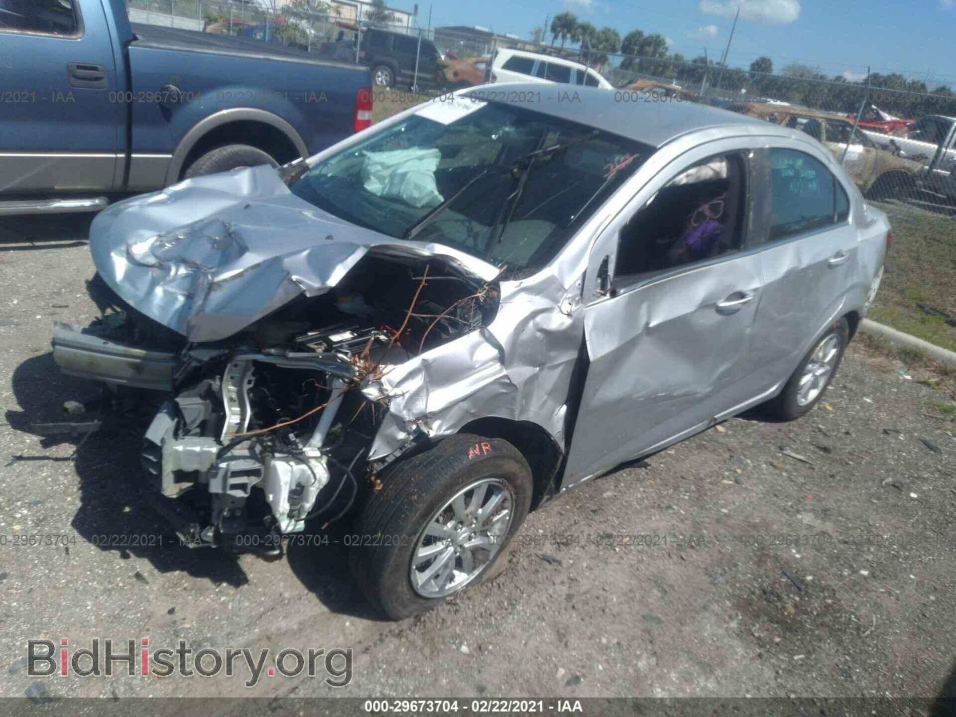 2017 CHEVROLET SONIC - VIN: 1G1JD5SH6H4133349 - Фото 2