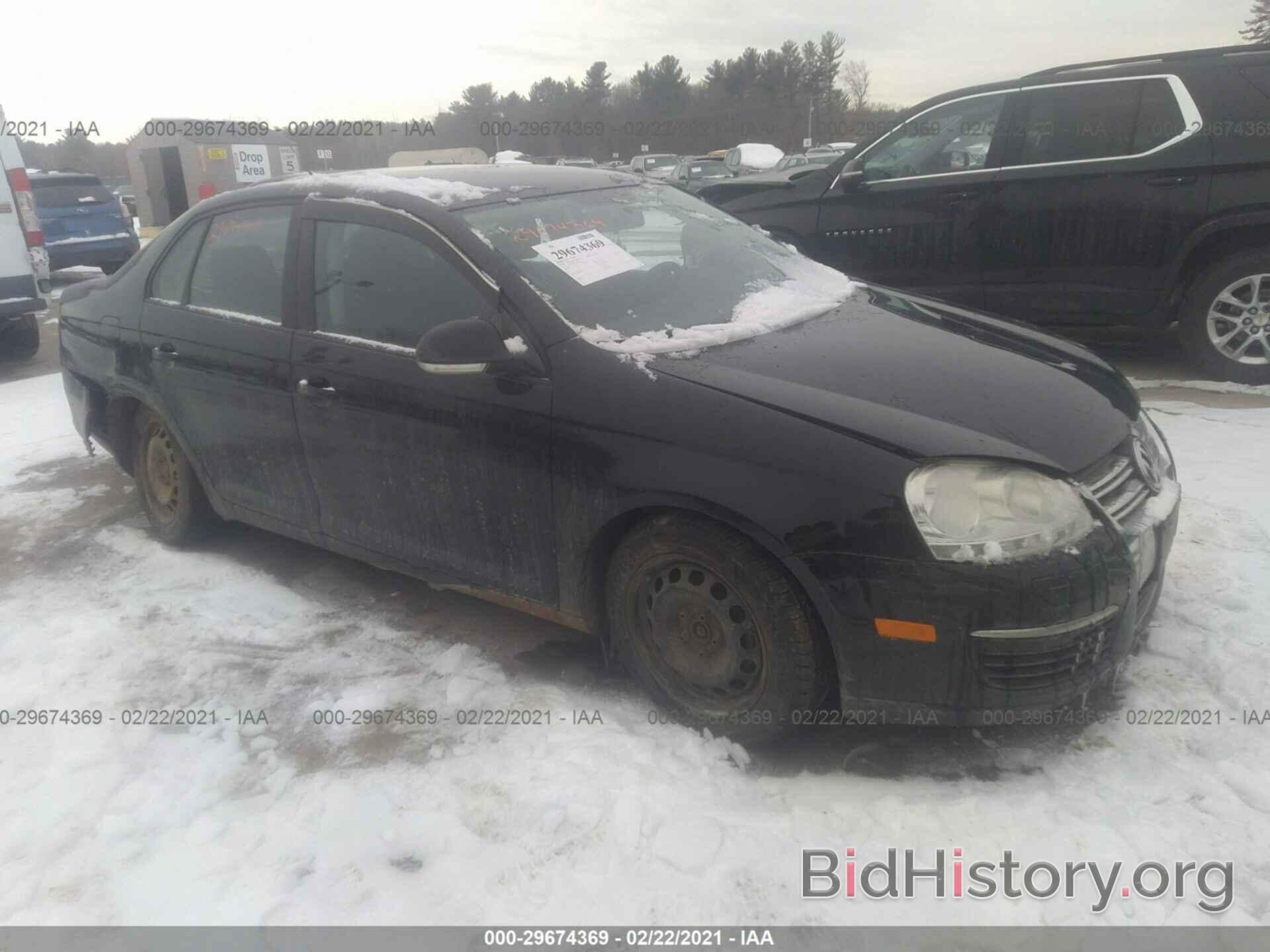 Photo 3VWJZ7AJXAM002554 - VOLKSWAGEN JETTA SEDAN 2010