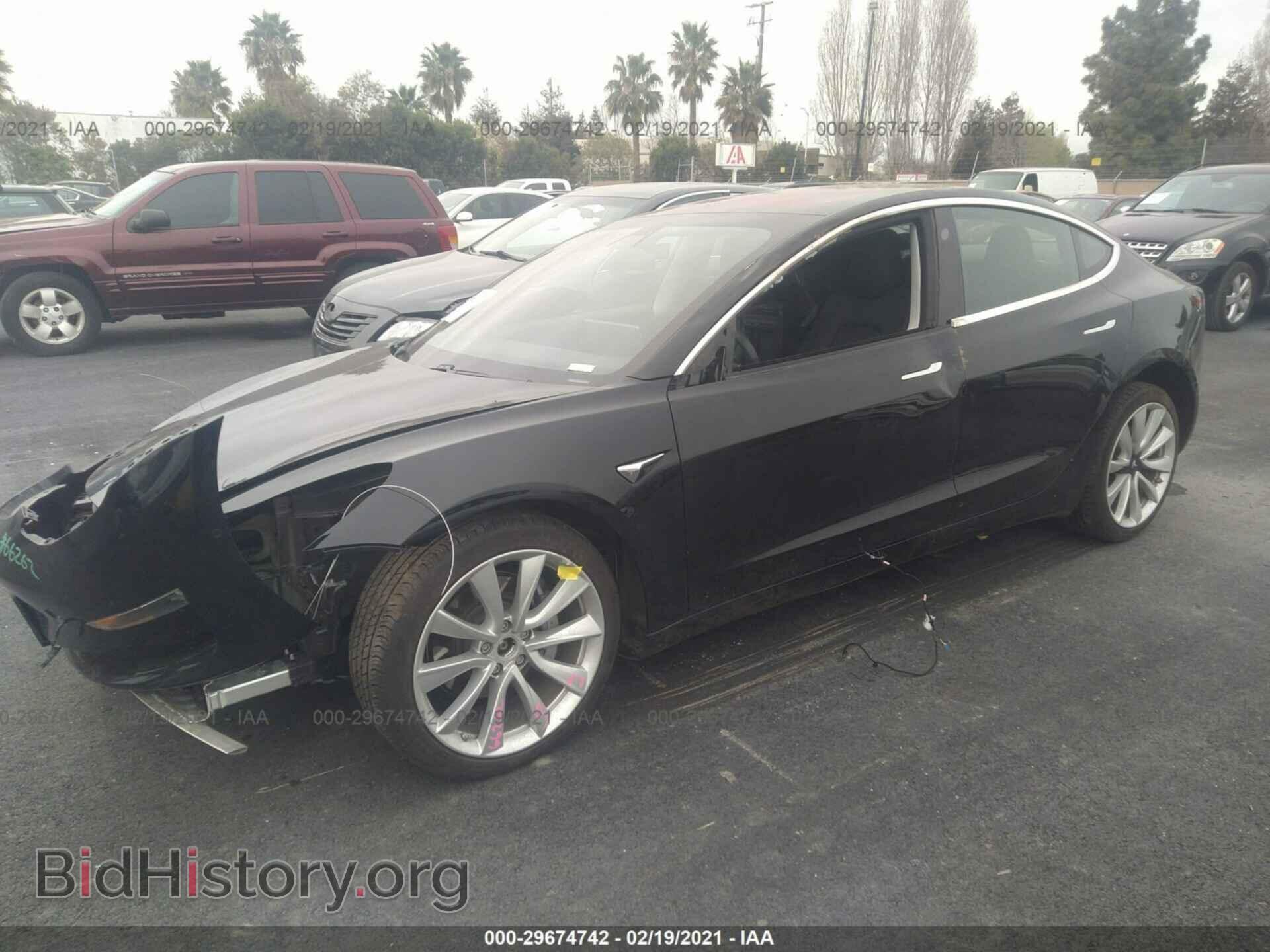 2019 TESLA MODEL 3 - VIN: 5YJ3E1EB8KF191881 - Photo 2