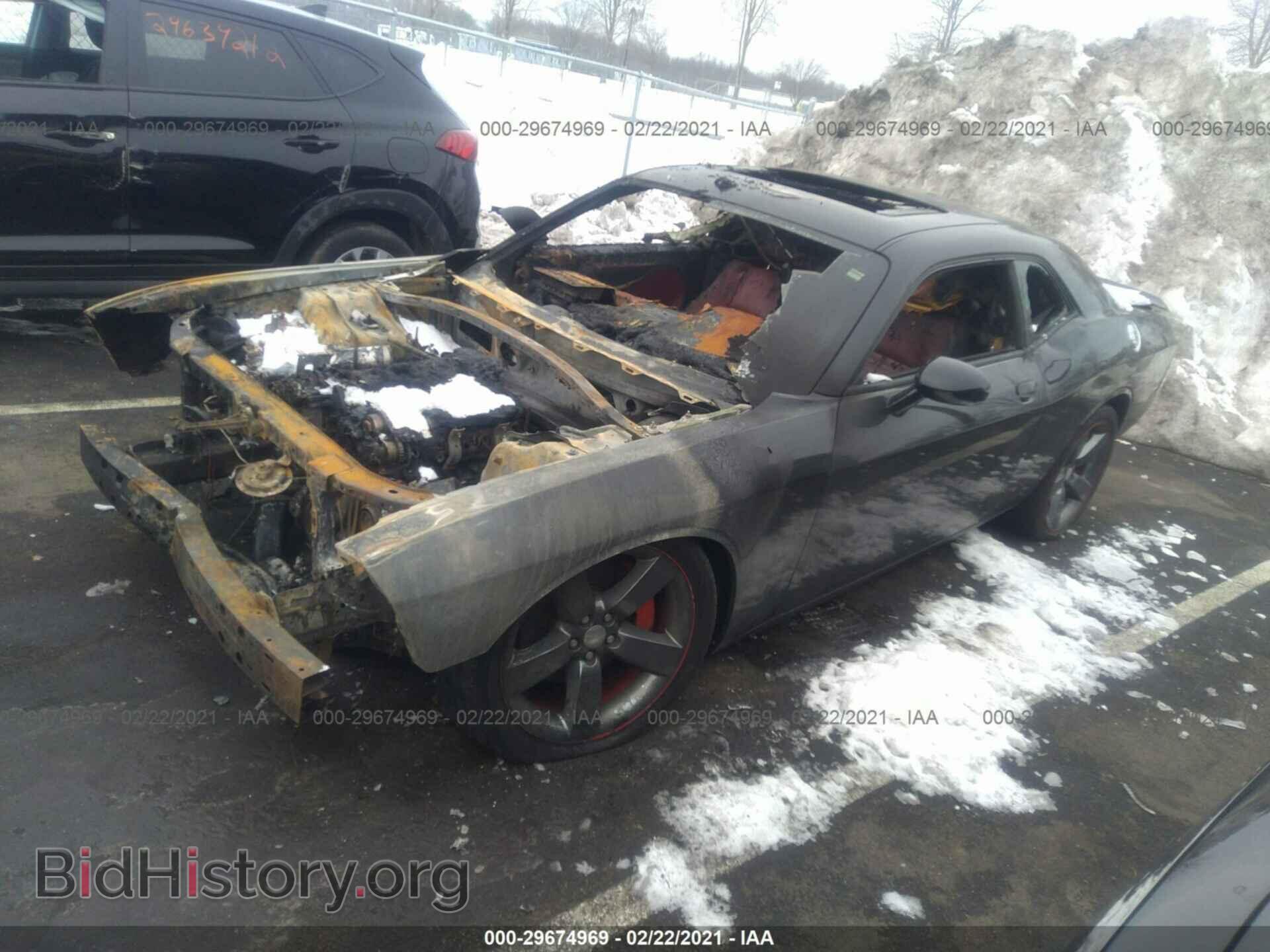 2014 DODGE CHALLENGER - VIN: 2C3CDYAG8EH137447 - Фото 2
