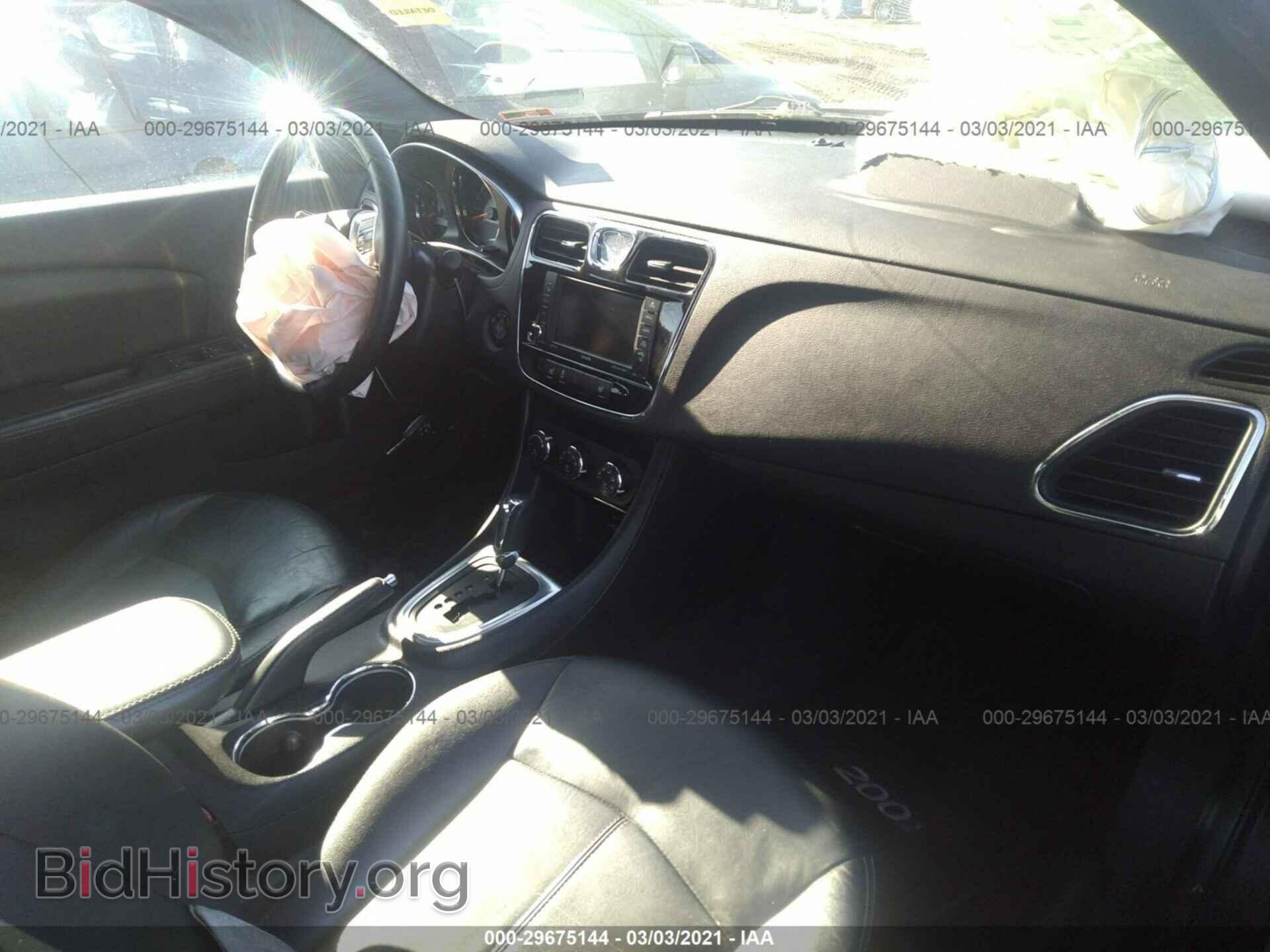 2012 CHRYSLER 200 - VIN: 1C3CCBCG4CN268019 - Фото 5