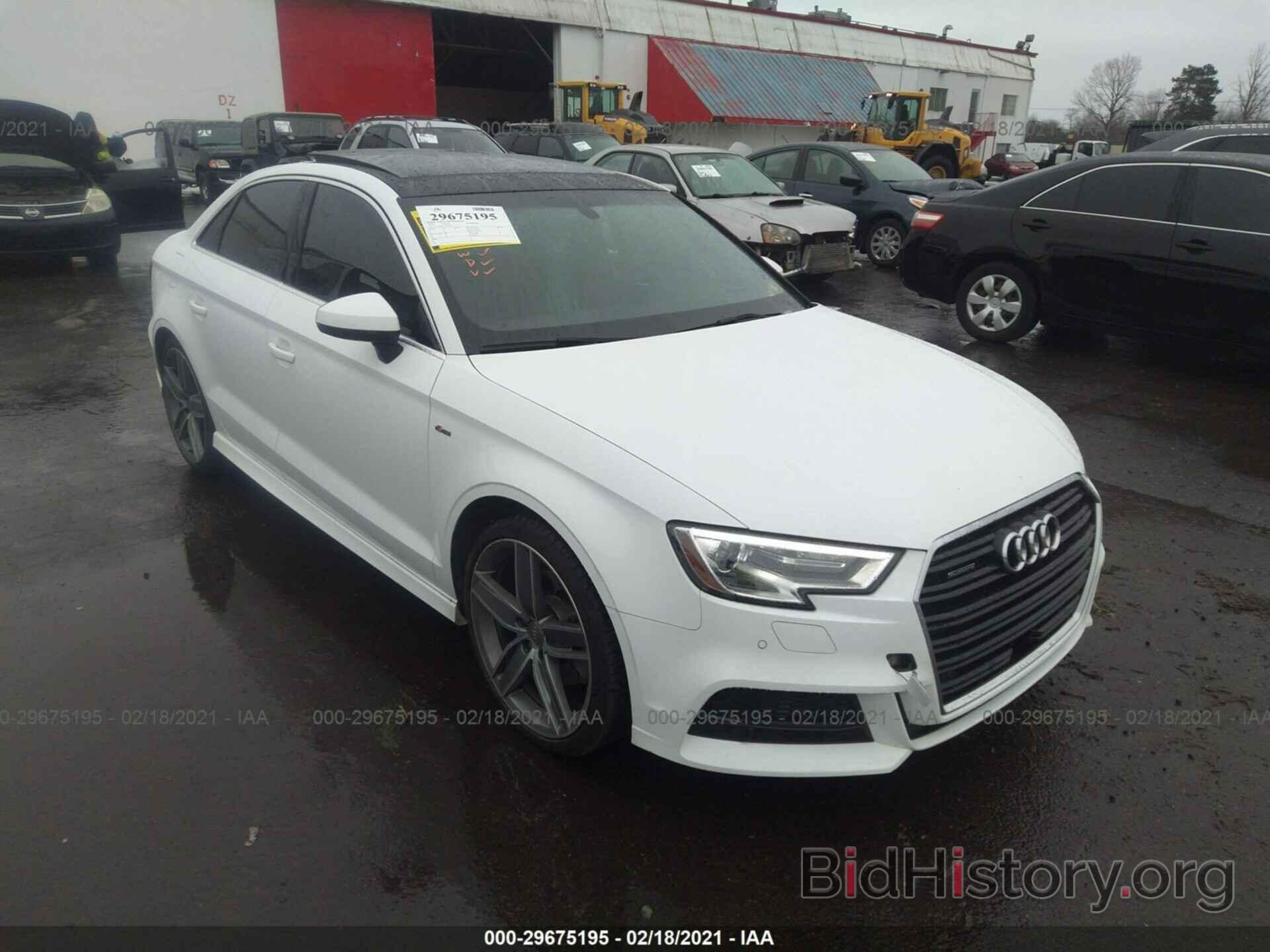 Photo WAUJ8GFFXJ1028043 - AUDI A3 SEDAN 2018