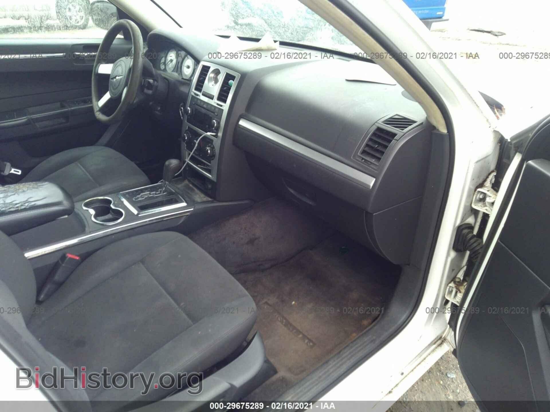 2010 CHRYSLER 300 - VIN: 2C3CA4CD6AH255396 - Фото 5