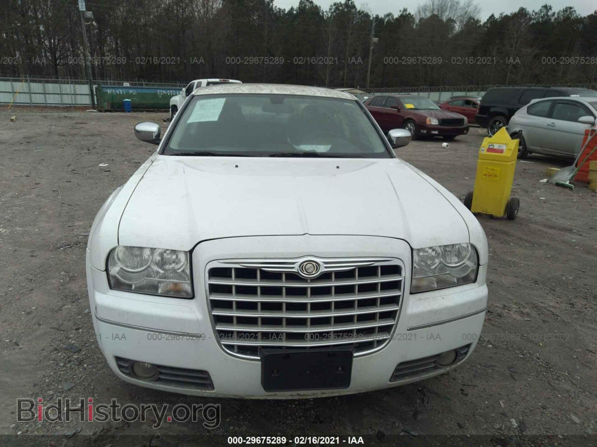 2010 CHRYSLER 300 - VIN: 2C3CA4CD6AH255396 - Фото 6
