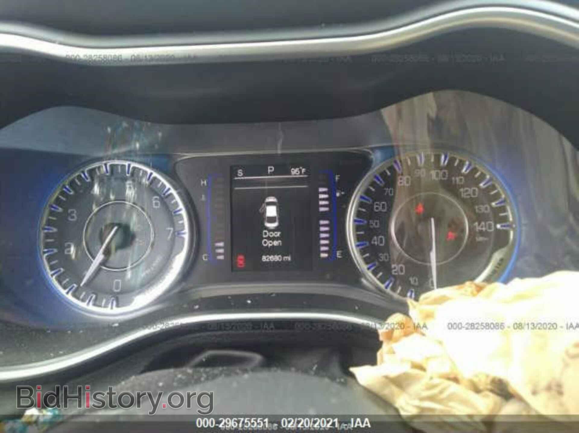 2015 CHRYSLER 200 - VIN: 1C3CCCAB9FN574781 - Фото 7
