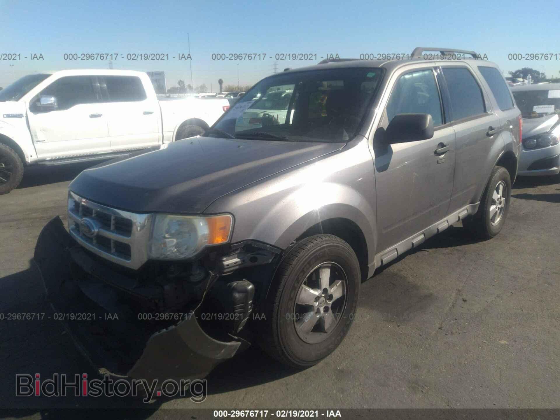 2009 FORD ESCAPE - VIN: 1FMCU03709KB70706 - Фото 2