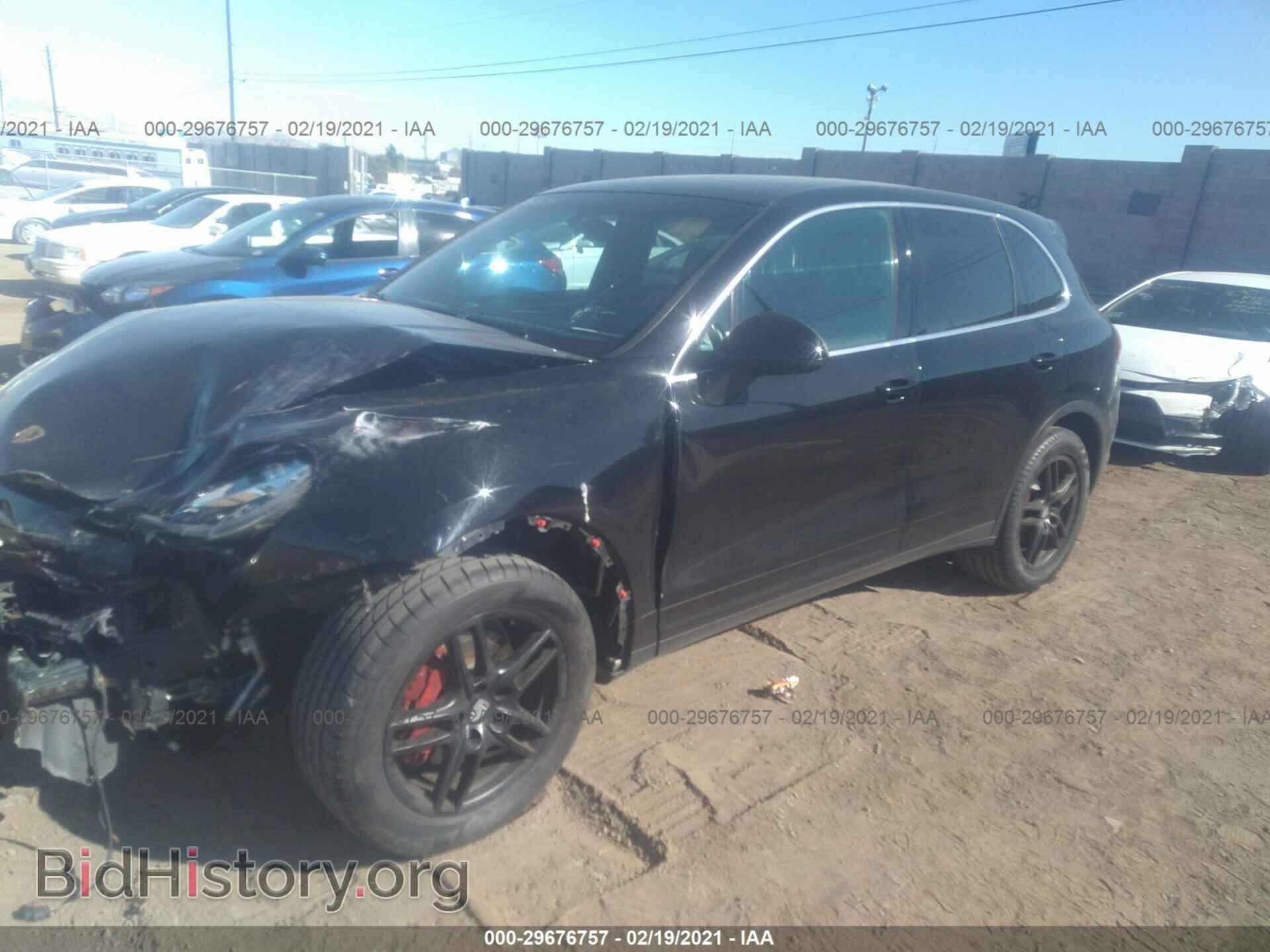 2012 PORSCHE CAYENNE - VIN: WP1AA2A26CLA08621 - Фото 2