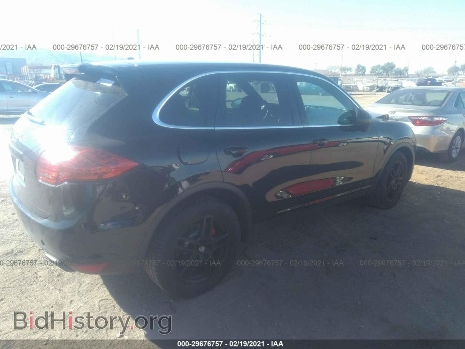 2012 PORSCHE CAYENNE - VIN: WP1AA2A26CLA08621 - Фото 4