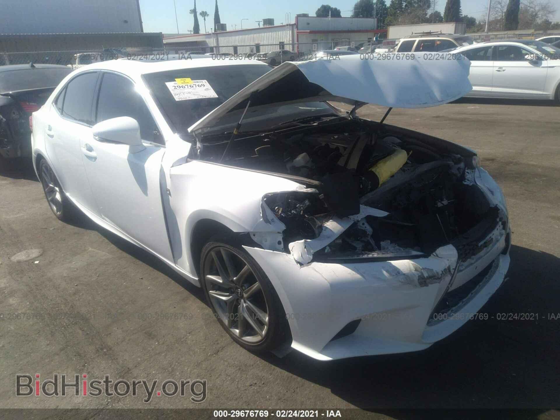 Фотография JTHBA1D2XG5037320 - LEXUS IS 200T 2016