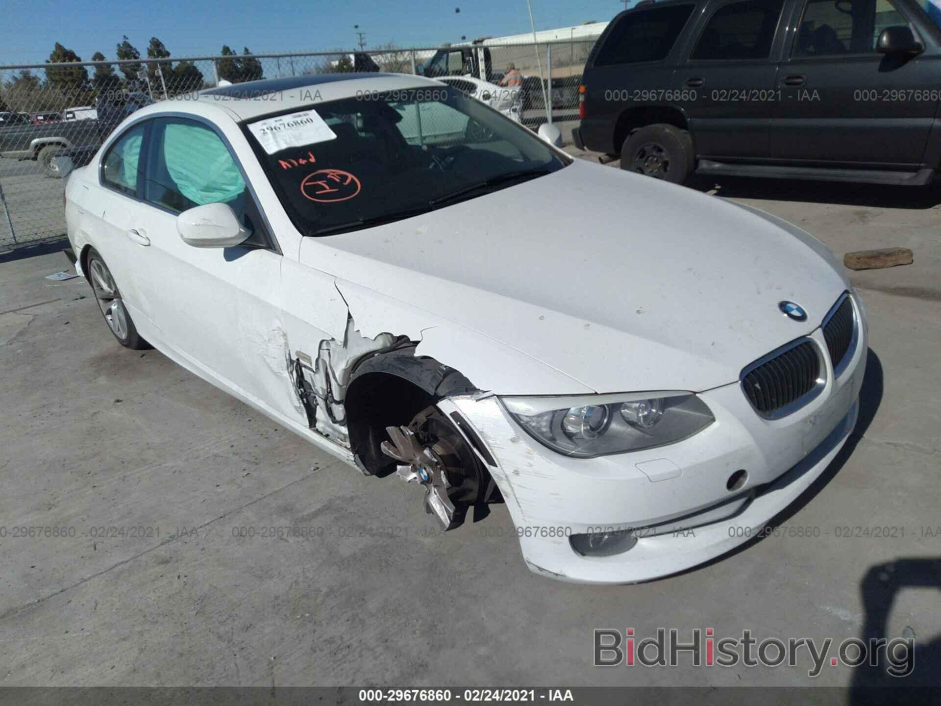 Photo WBAKF3C56DJ385870 - BMW 3 SERIES 2013