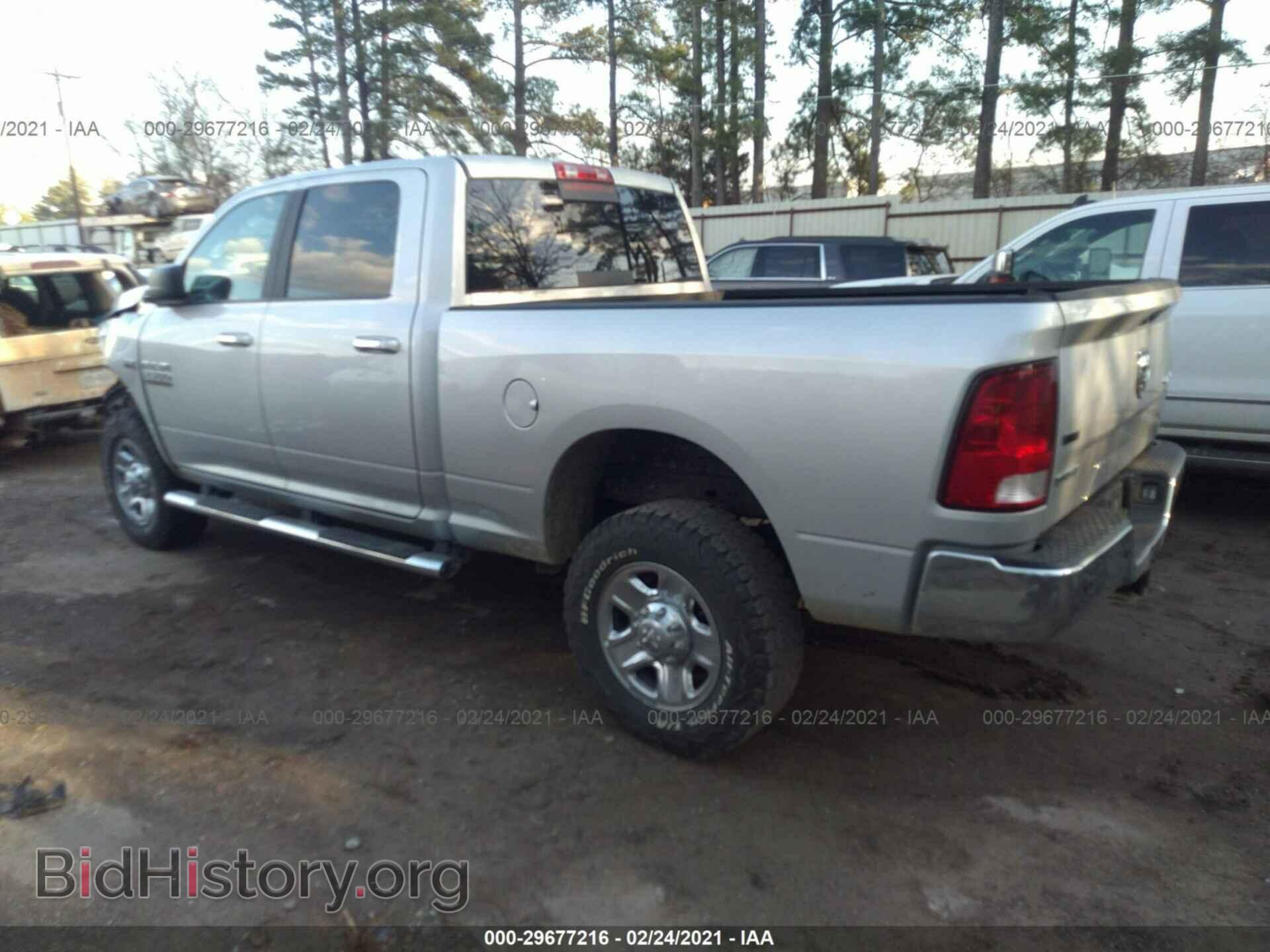 2017 RAM 2500 - VIN: 3C6TR5DT6HG771856 - Фото 3