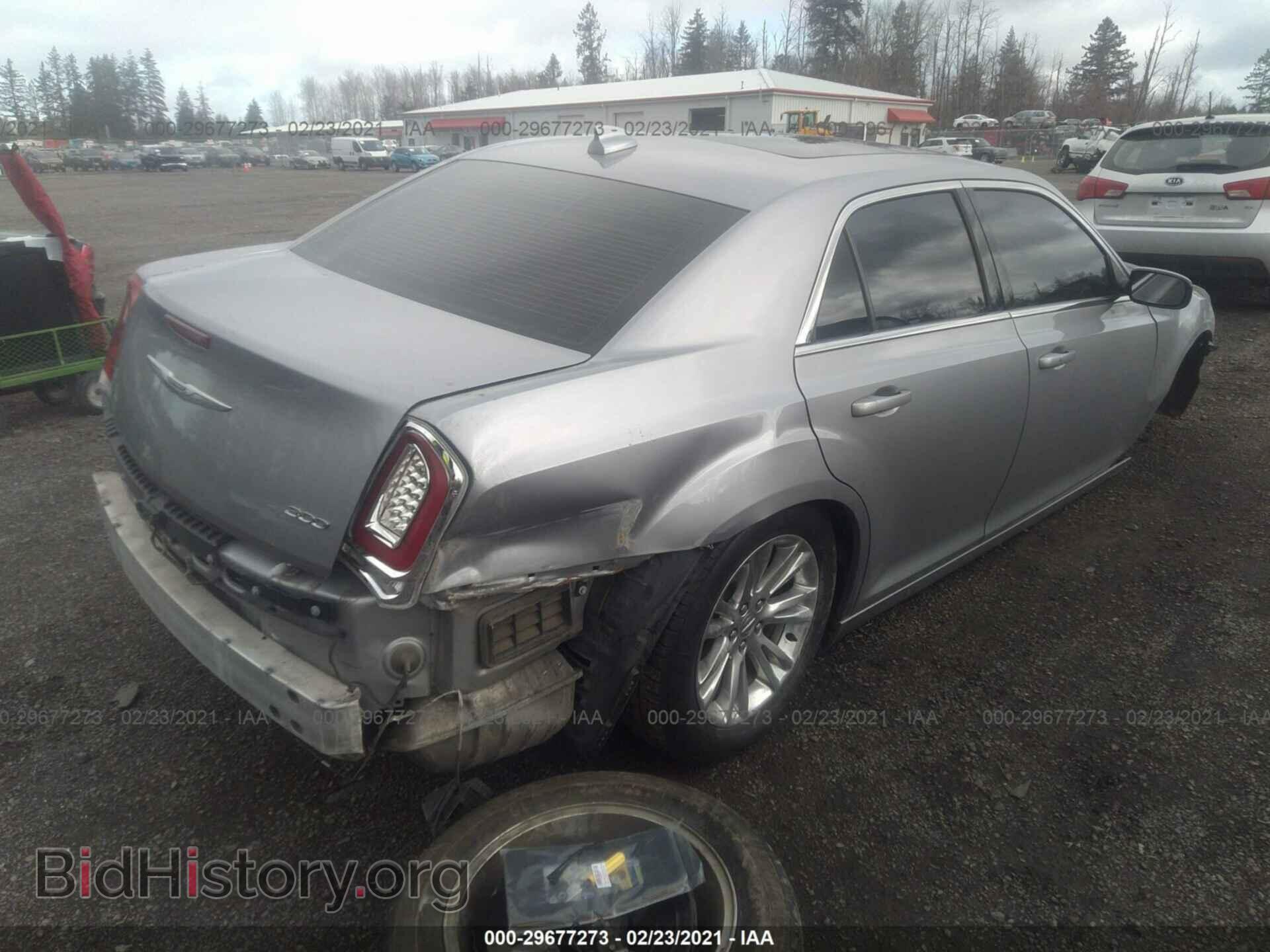 2017 CHRYSLER 300 - VIN: 2C3CCAAG8HH610181 - Фото 4