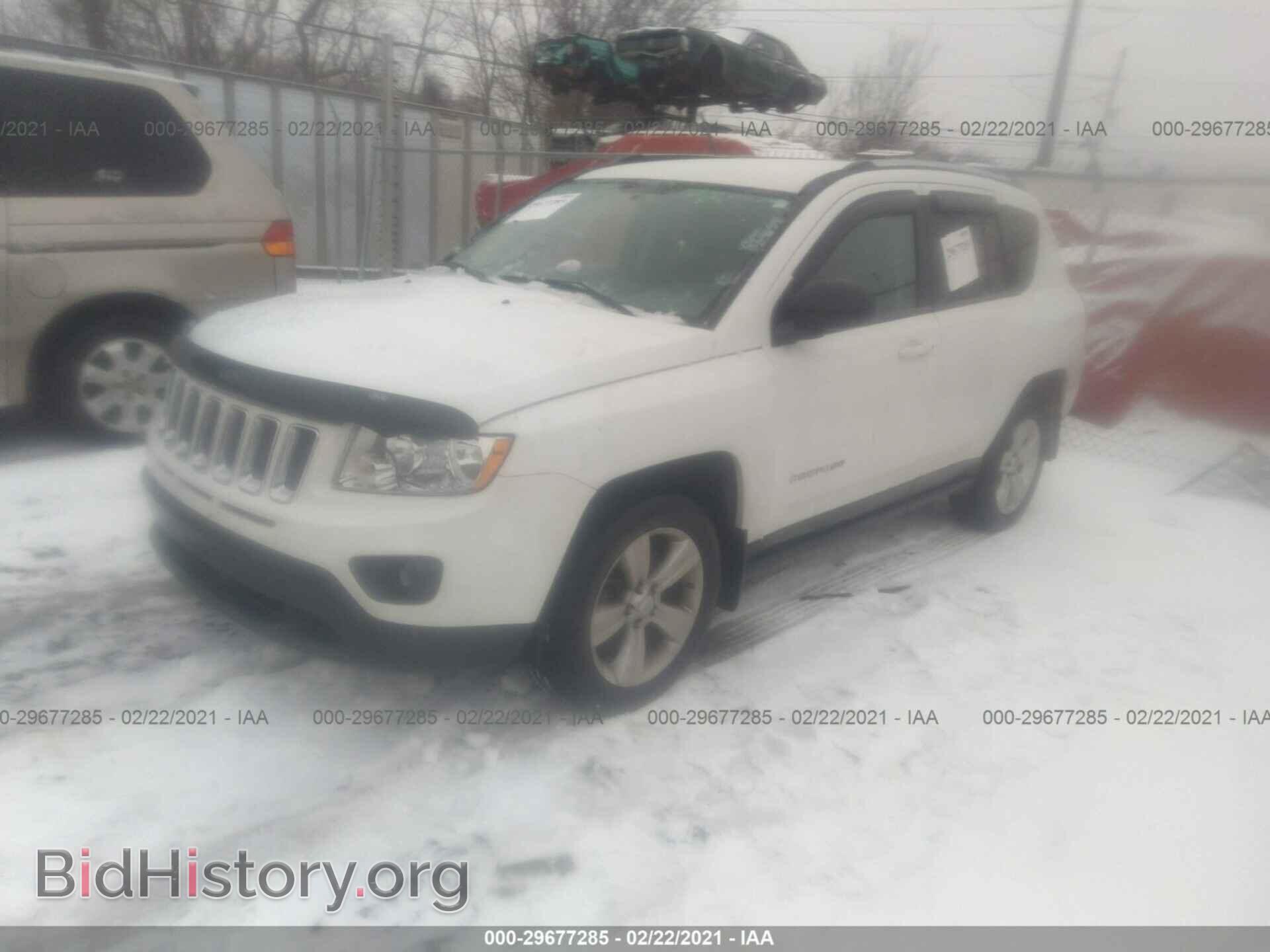 2011 JEEP COMPASS - VIN: 1J4NT1FA8BD137714 - Фото 2