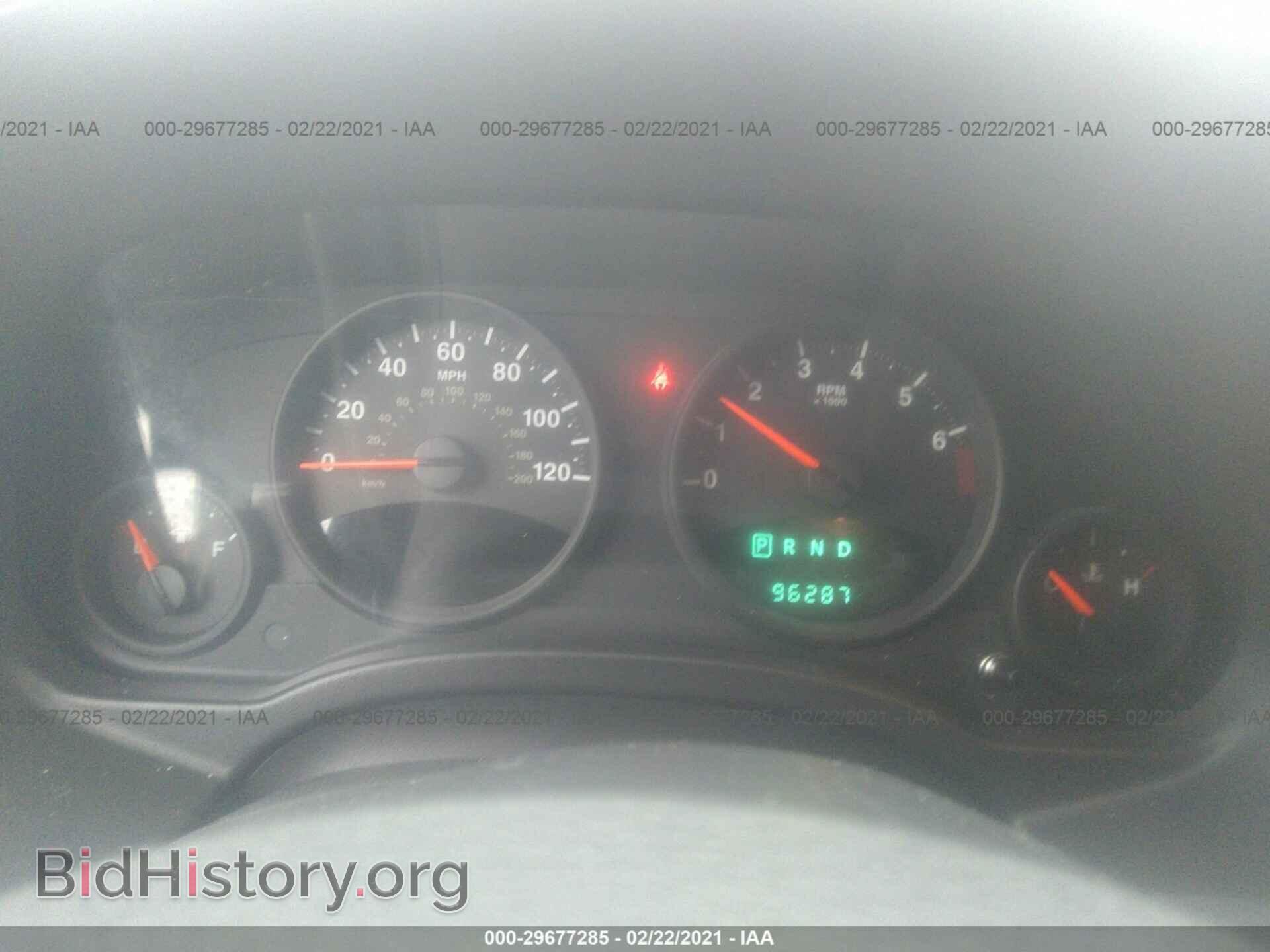 2011 JEEP COMPASS - VIN: 1J4NT1FA8BD137714 - Фото 7