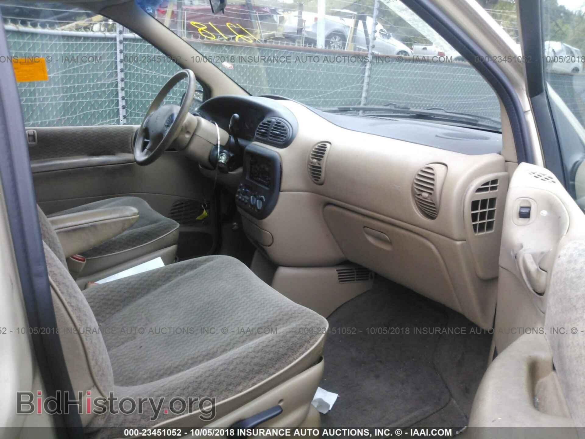 2000 CHRYSLER VOYAGER - VIN: 2C4GJ45G5YR697482 - Фото 5