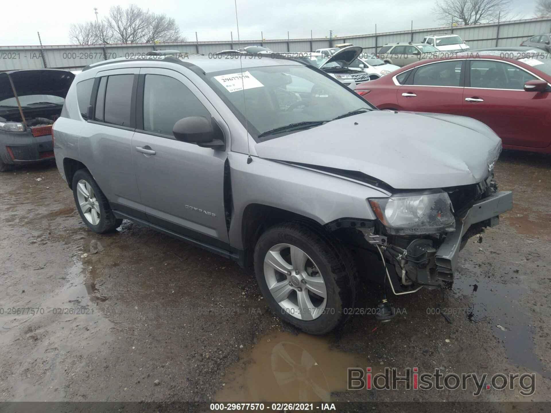 Photo 1C4NJCBA8GD705299 - JEEP COMPASS 2016